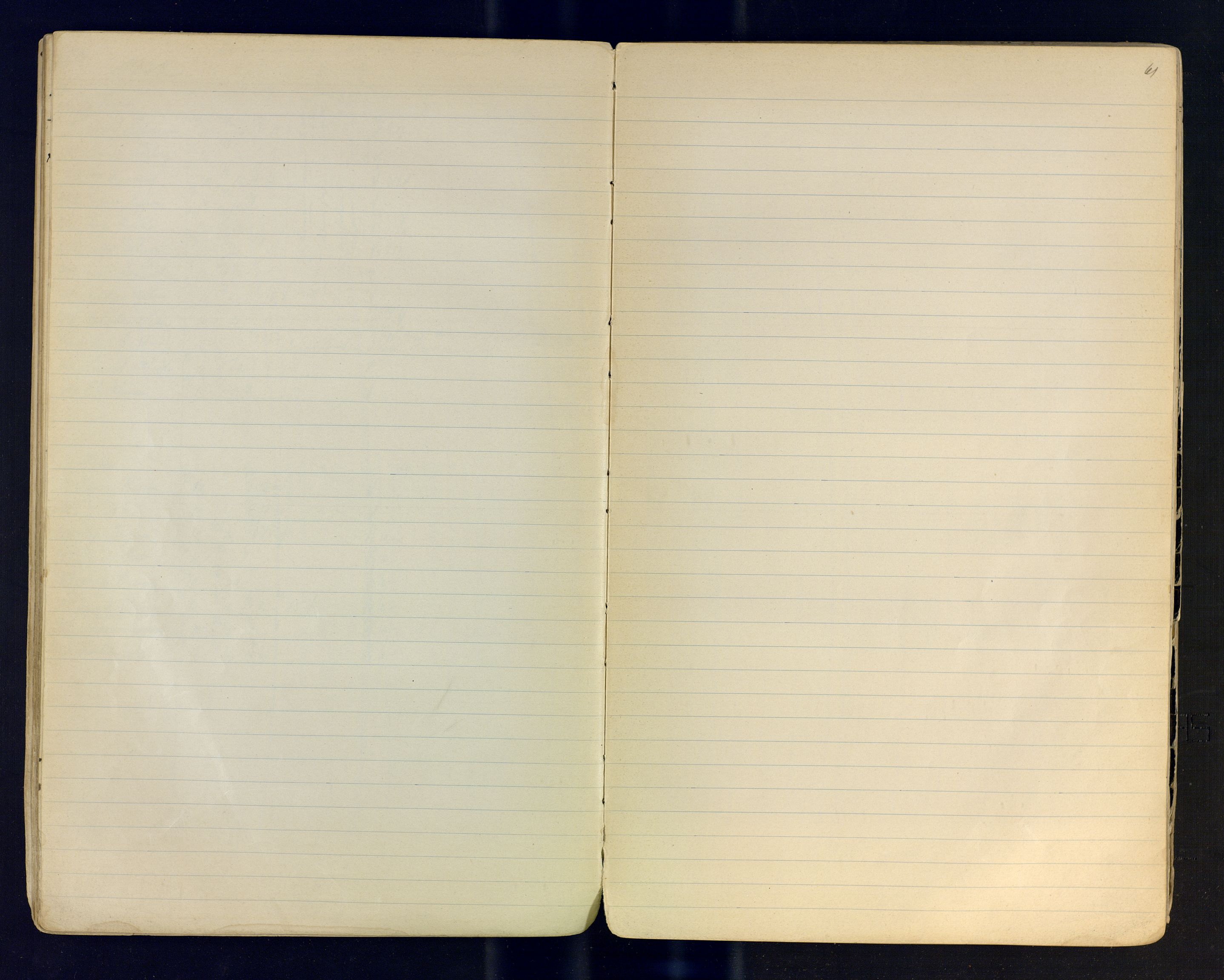 Statens bilsakkyndige Troms, AV/SATØ-S-1374/K/Ka/L0072: Registrering av motorvogn, motorsykler. Førersertifikater. Personbefordringstillatelser Drosjetillatelser i Harstad [defekt]
, 1914-1935, s. 60-61