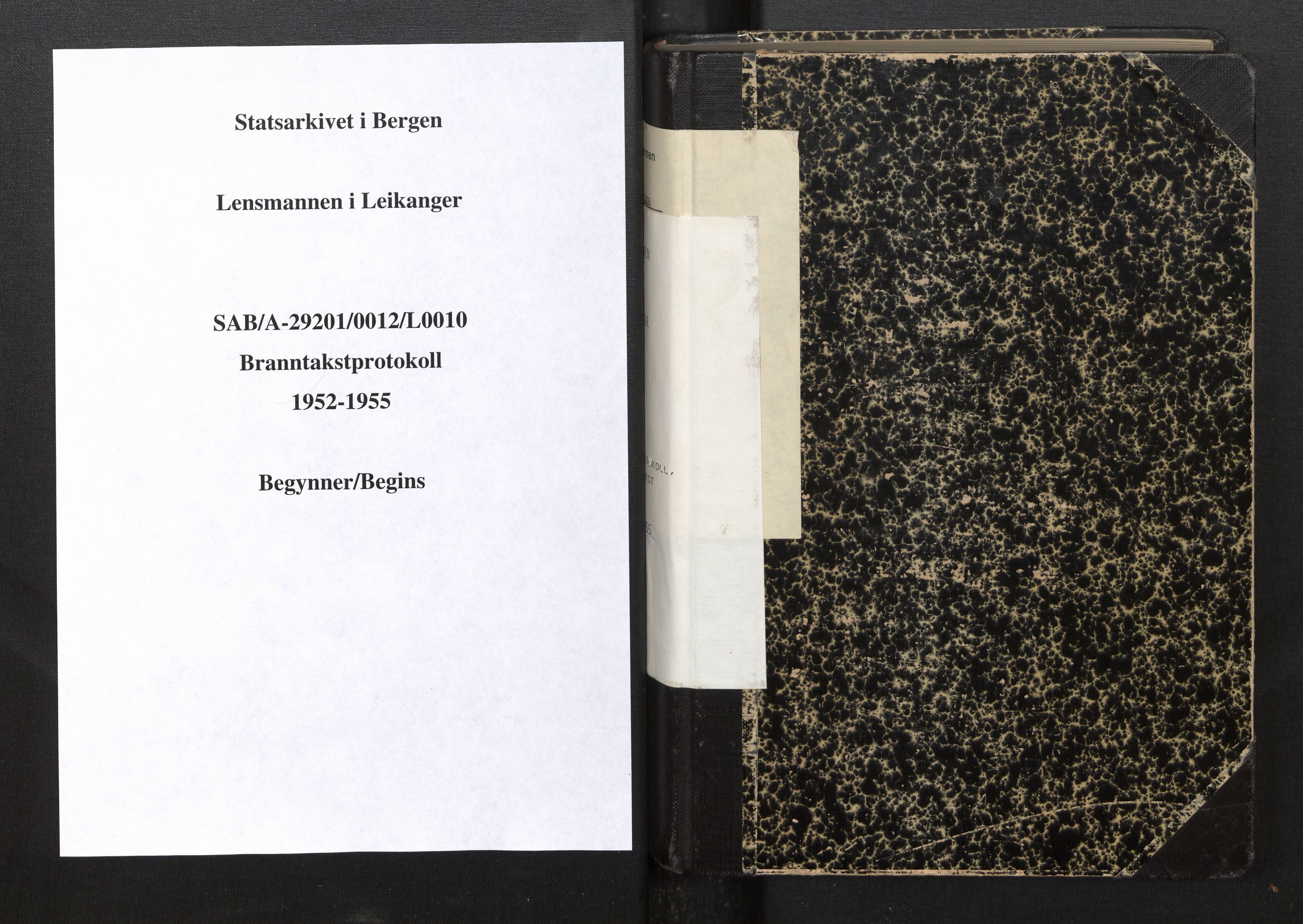 Lensmannen i Leikanger, SAB/A-29201/0012/L0010: Branntakstprotokoll, skjematakst, 1952-1955