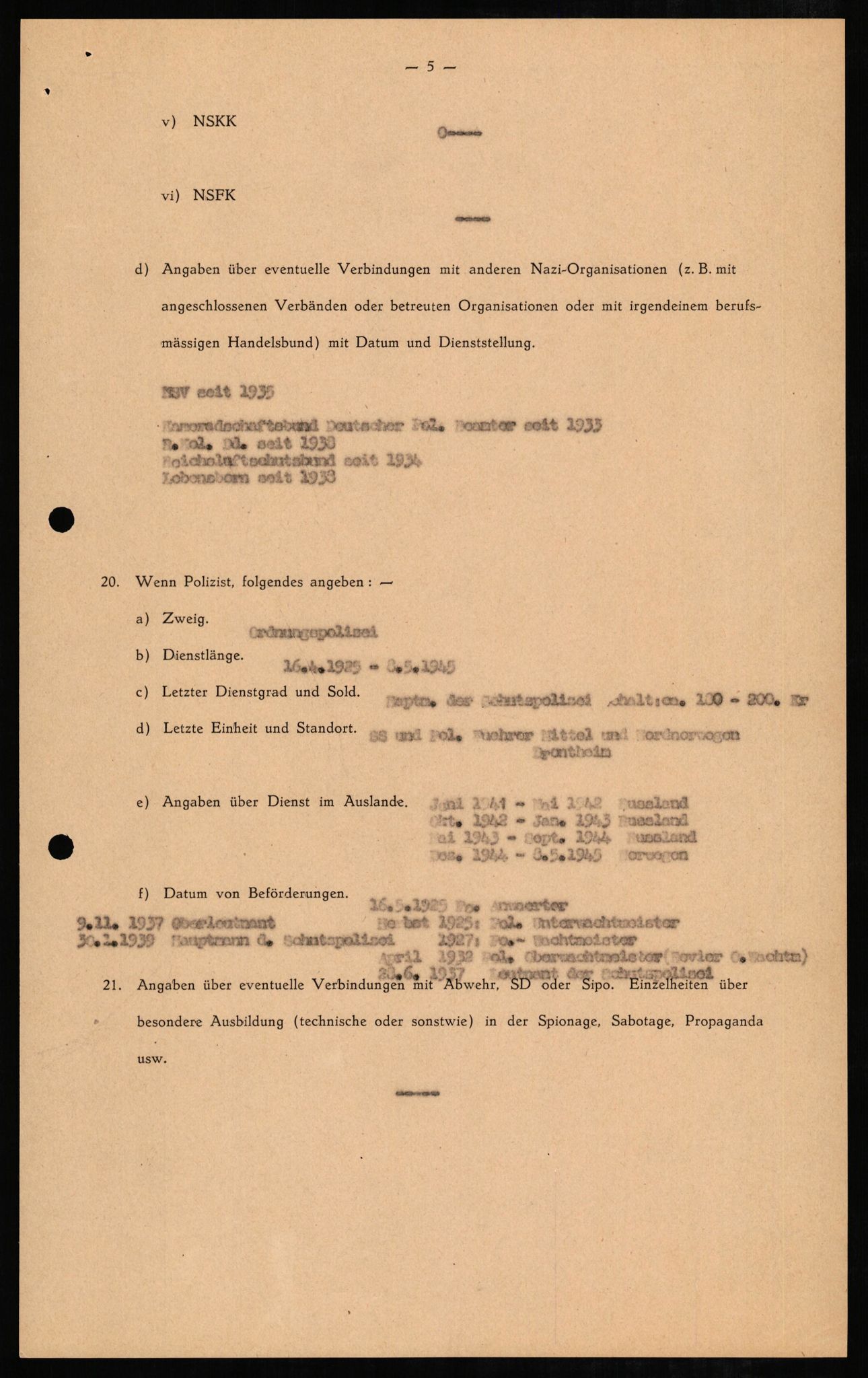 Forsvaret, Forsvarets overkommando II, RA/RAFA-3915/D/Db/L0006: CI Questionaires. Tyske okkupasjonsstyrker i Norge. Tyskere., 1945-1946, s. 104
