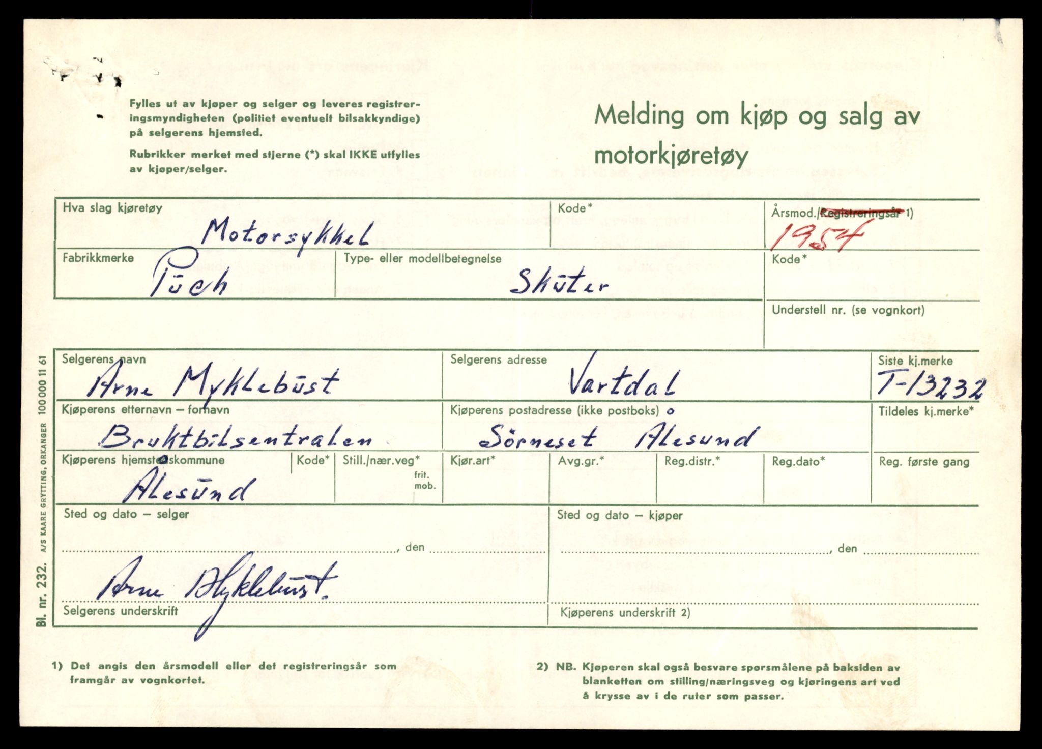 Møre og Romsdal vegkontor - Ålesund trafikkstasjon, AV/SAT-A-4099/F/Fe/L0038: Registreringskort for kjøretøy T 13180 - T 13360, 1927-1998, s. 917