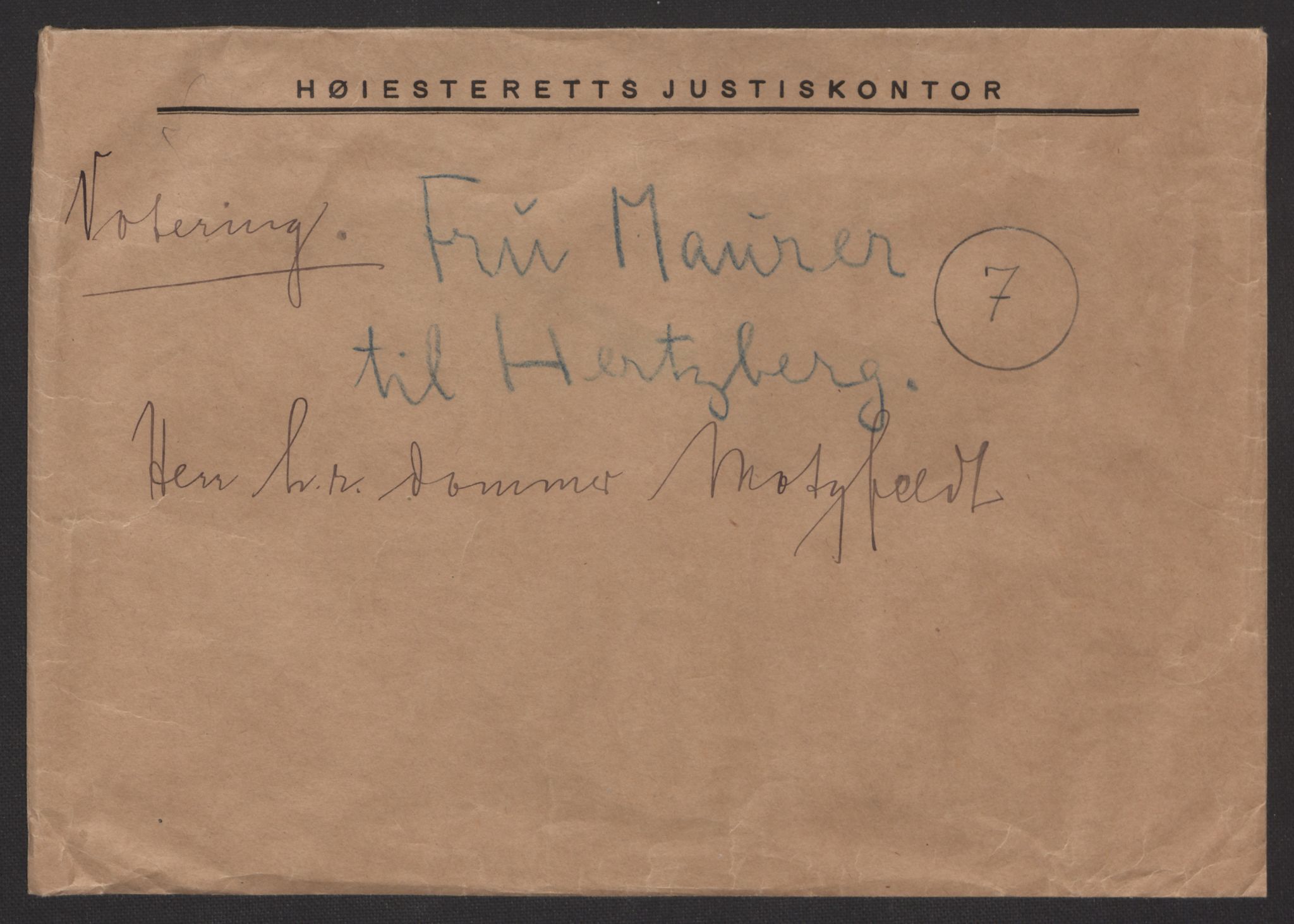 Motzfeldt-familien, RA/PA-0234/I/L0021/0007: -- / Brev fra fru Maurer, München til Ebbe Hertzberg, 1902-1910