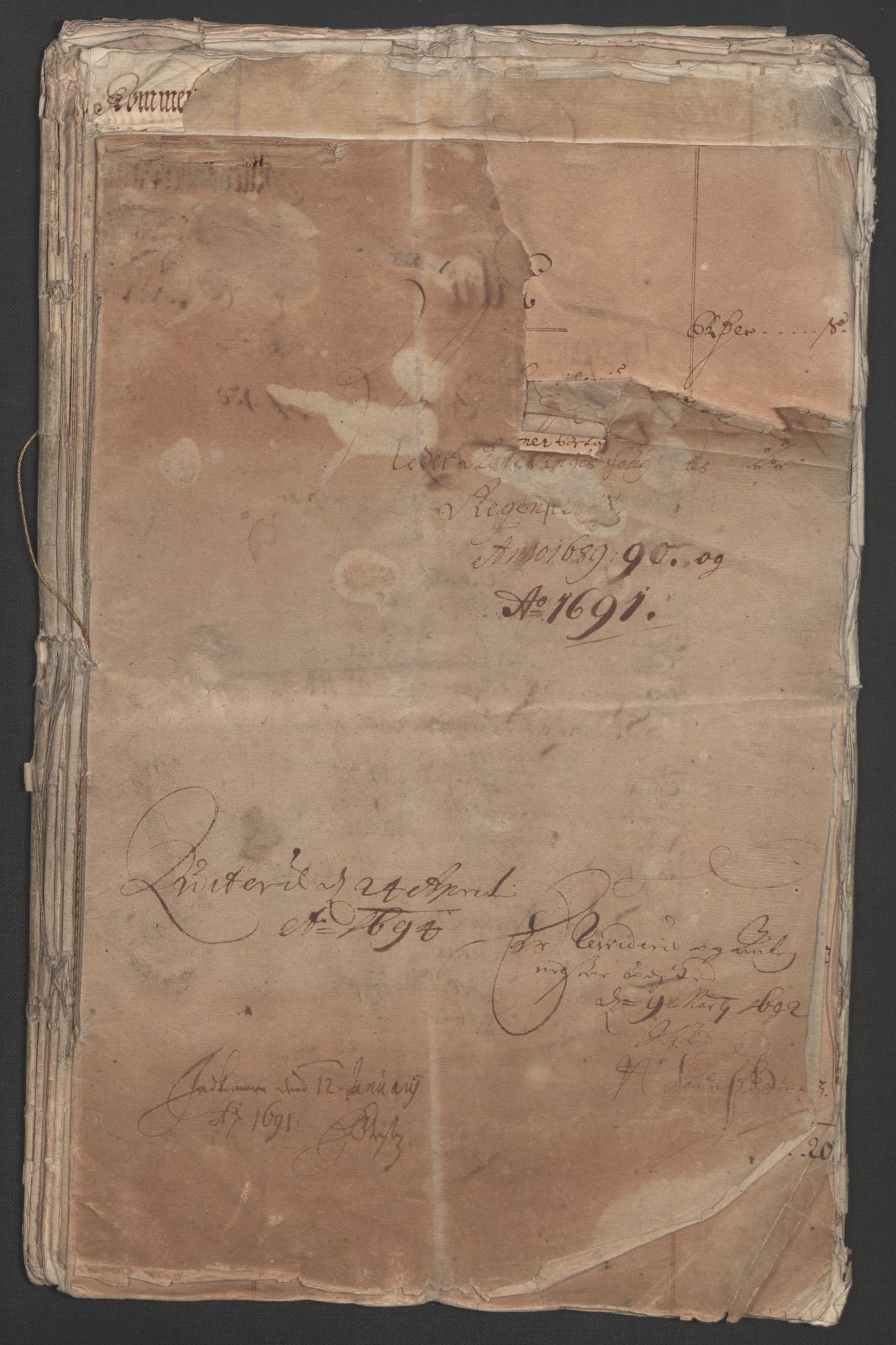 Rentekammeret inntil 1814, Reviderte regnskaper, Fogderegnskap, RA/EA-4092/R11/L0576: Fogderegnskap Nedre Romerike, 1682-1691, s. 4