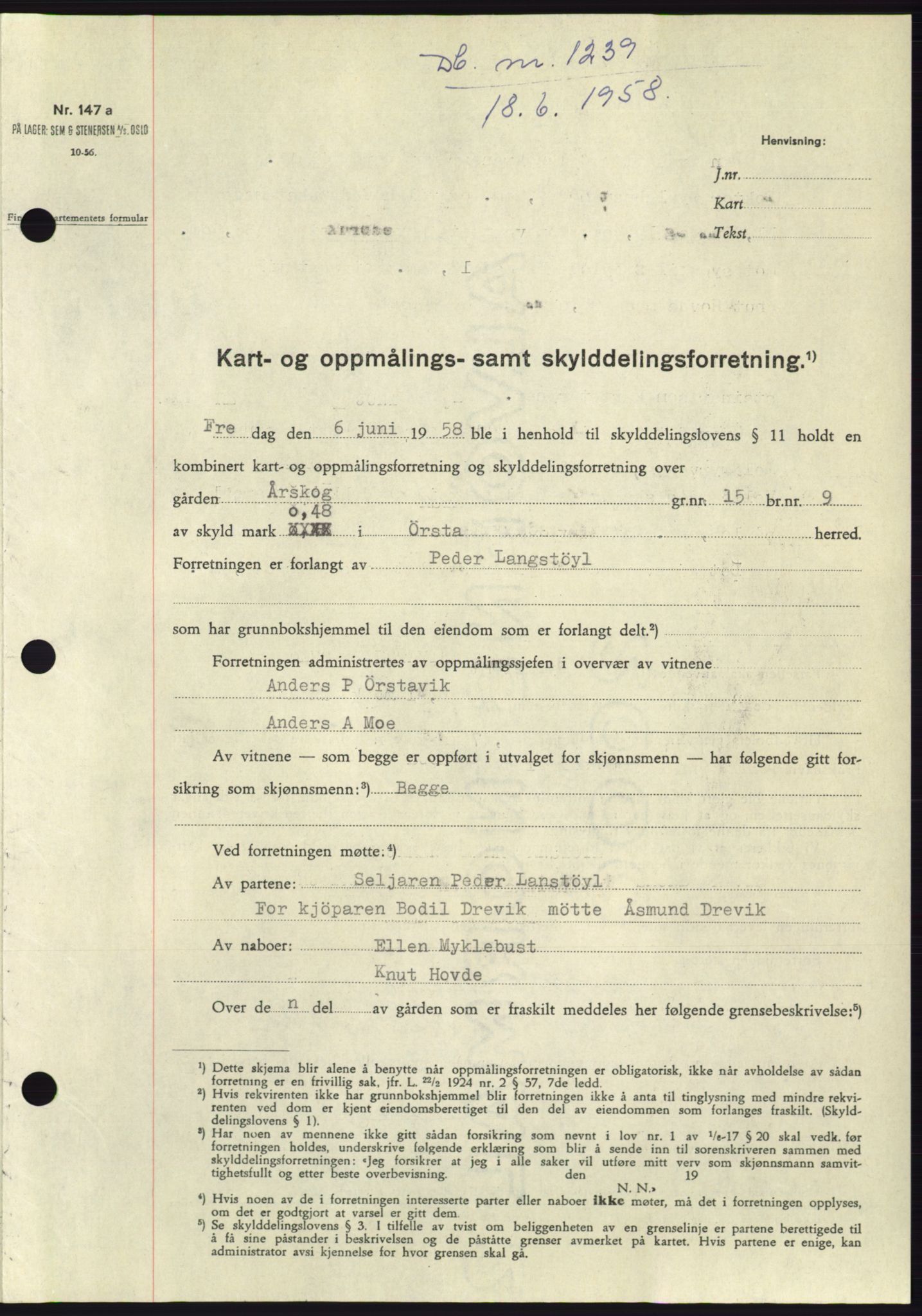 Søre Sunnmøre sorenskriveri, SAT/A-4122/1/2/2C/L0109: Pantebok nr. 35A, 1958-1958, Dagboknr: 1239/1958