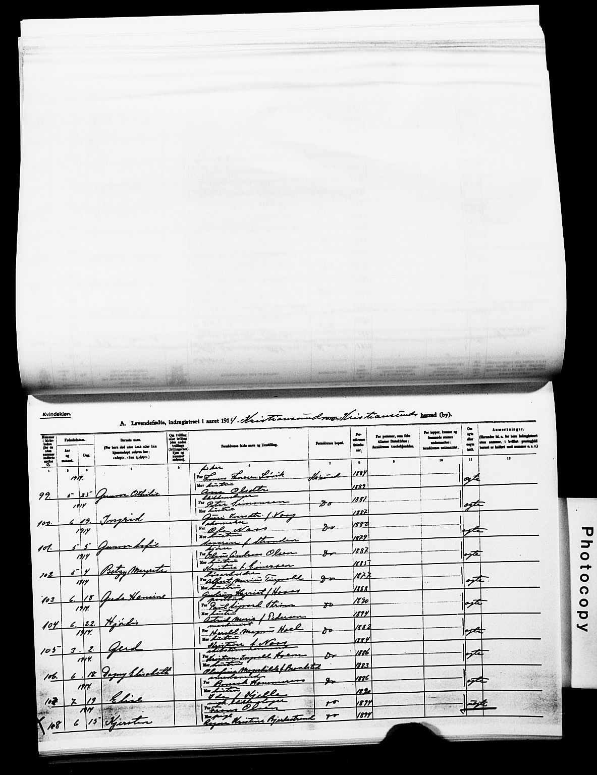 Ministerialprotokoller, klokkerbøker og fødselsregistre - Møre og Romsdal, AV/SAT-A-1454/572/L0861: Ministerialbok nr. 572D05, 1913-1920