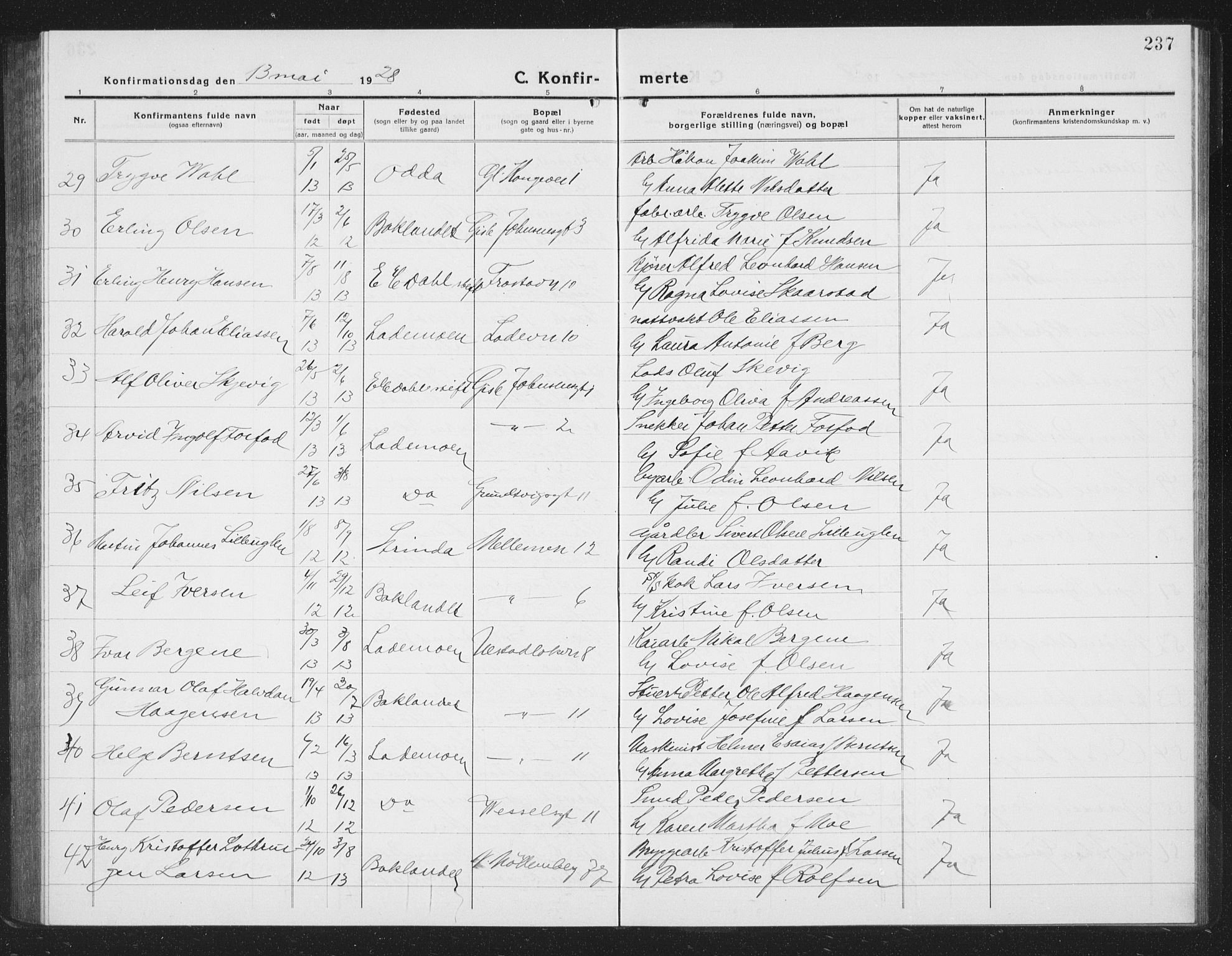 Ministerialprotokoller, klokkerbøker og fødselsregistre - Sør-Trøndelag, AV/SAT-A-1456/605/L0258: Klokkerbok nr. 605C05, 1918-1930, s. 237