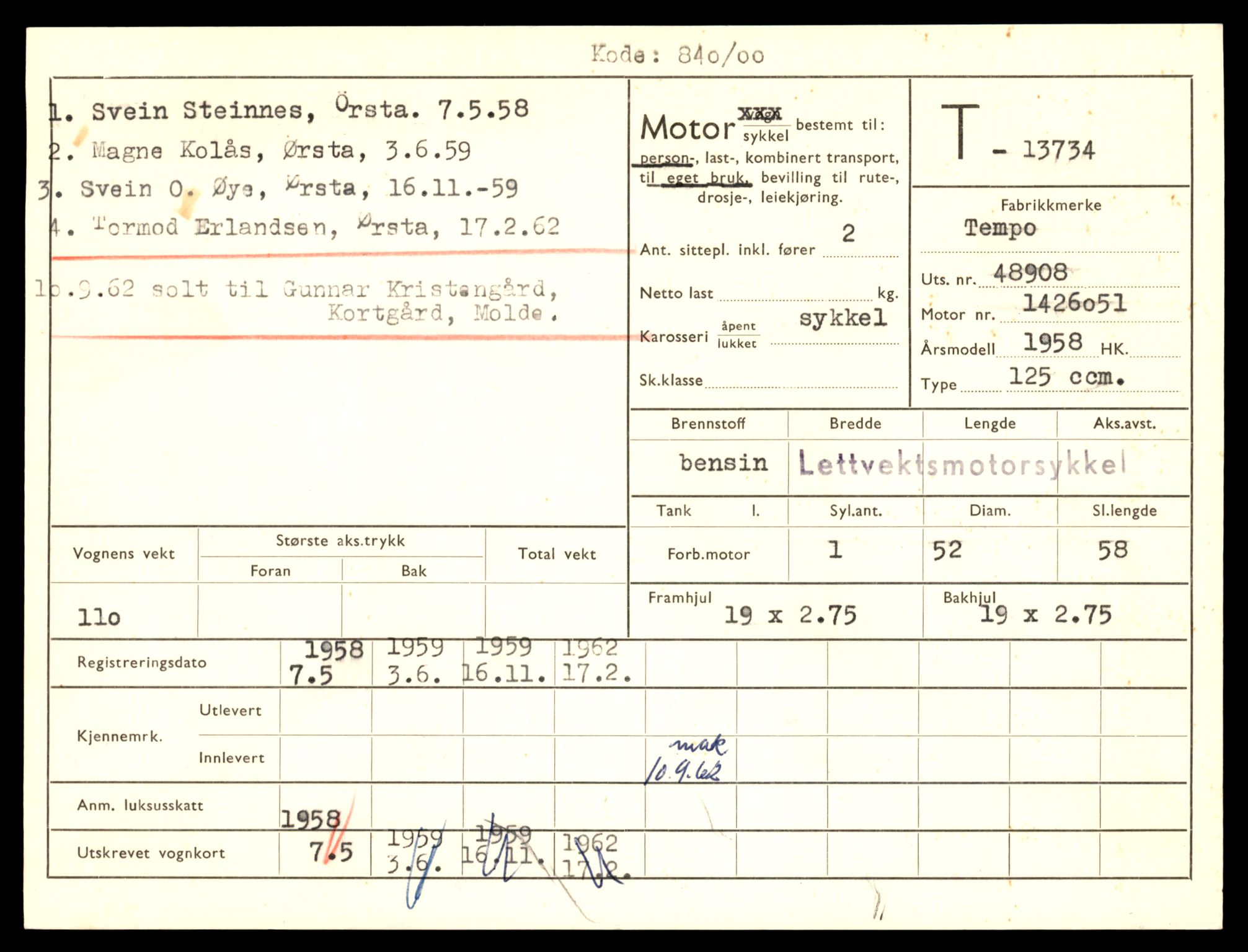 Møre og Romsdal vegkontor - Ålesund trafikkstasjon, AV/SAT-A-4099/F/Fe/L0041: Registreringskort for kjøretøy T 13710 - T 13905, 1927-1998, s. 417