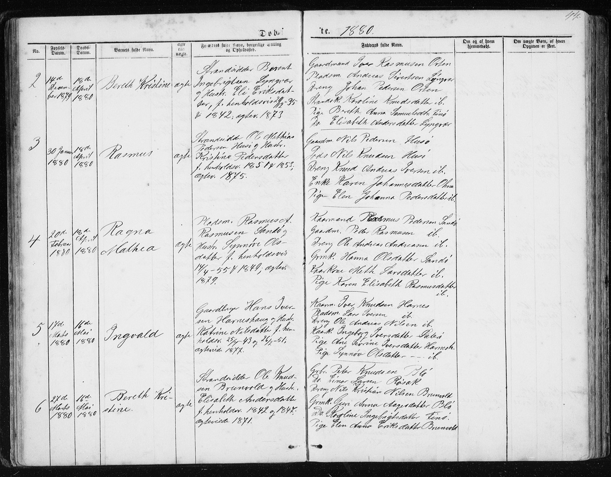 Ministerialprotokoller, klokkerbøker og fødselsregistre - Møre og Romsdal, AV/SAT-A-1454/561/L0732: Klokkerbok nr. 561C02, 1867-1900, s. 44