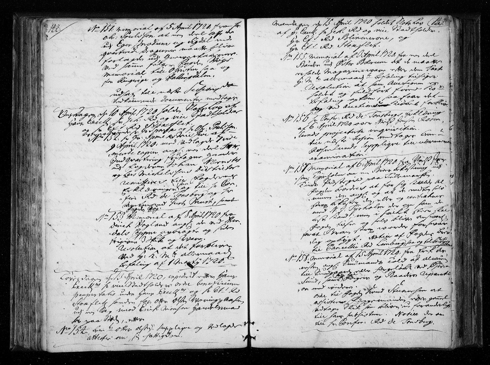 Stattholderembetet 1572-1771, AV/RA-EA-2870/Aa/L0010: Voteringsprotokoll (konseptprotokoll), 1719-1722, s. 142-143