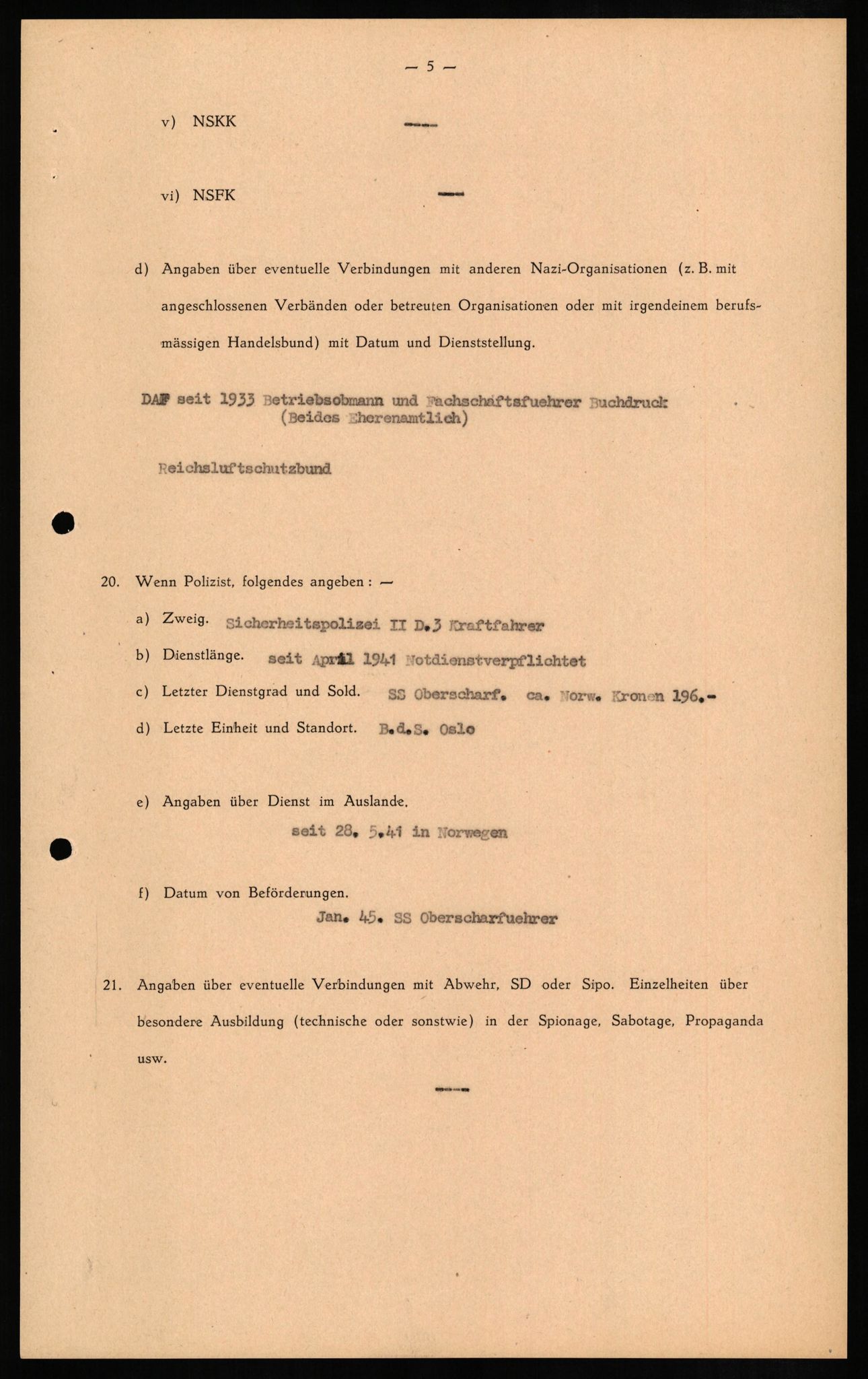 Forsvaret, Forsvarets overkommando II, RA/RAFA-3915/D/Db/L0011: CI Questionaires. Tyske okkupasjonsstyrker i Norge. Tyskere., 1945-1946, s. 67