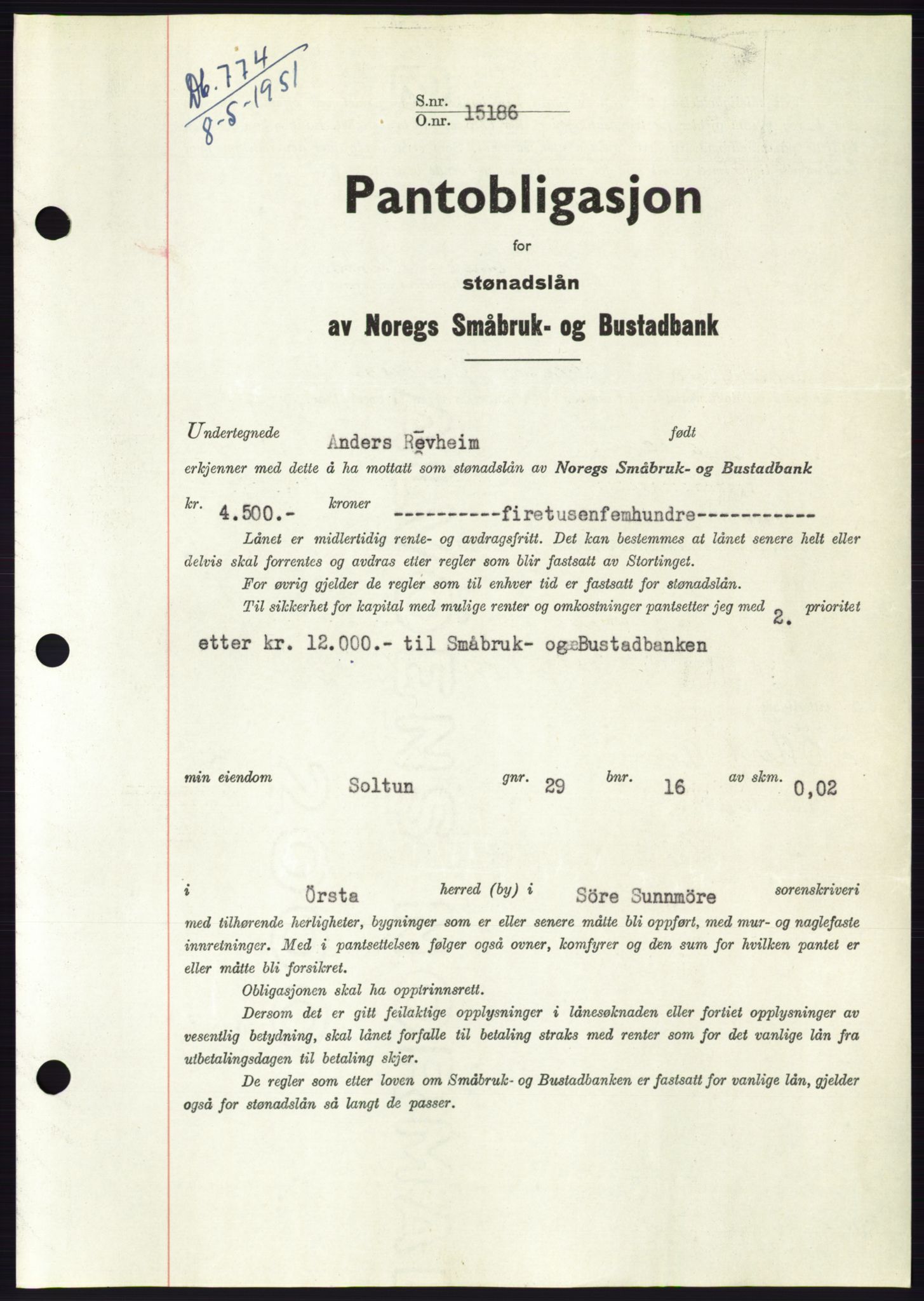 Søre Sunnmøre sorenskriveri, SAT/A-4122/1/2/2C/L0120: Pantebok nr. 8B, 1951-1951, Dagboknr: 774/1951