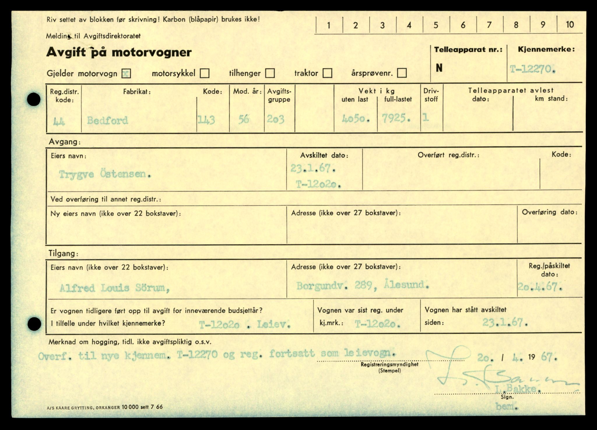 Møre og Romsdal vegkontor - Ålesund trafikkstasjon, AV/SAT-A-4099/F/Fe/L0033: Registreringskort for kjøretøy T 12151 - T 12474, 1927-1998, s. 2709