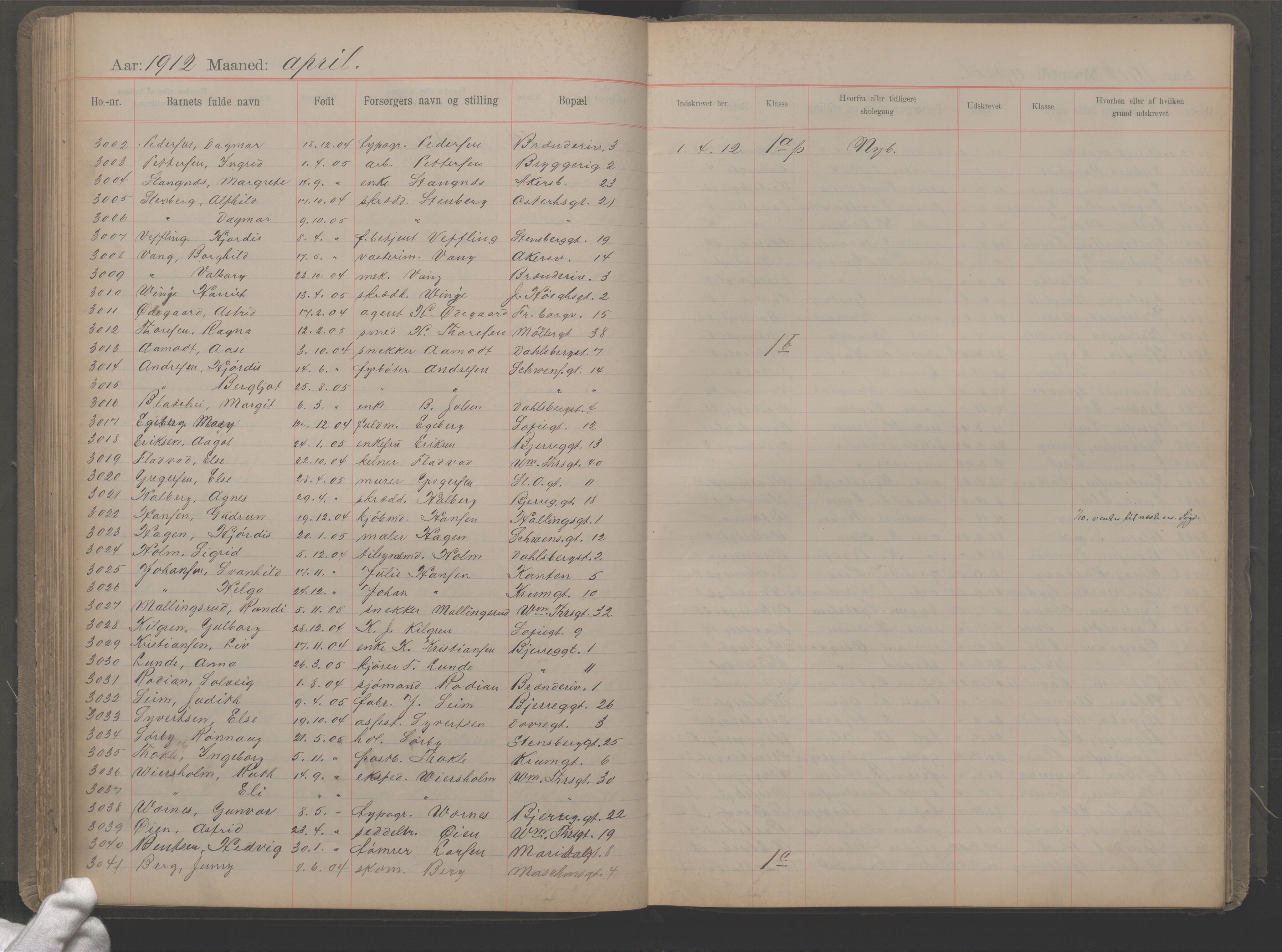 Møllergata skole, OBA/A-20129/F/Fa/L0002: Ut-/innskrivningsprotokoll, 1907-1932, s. 80