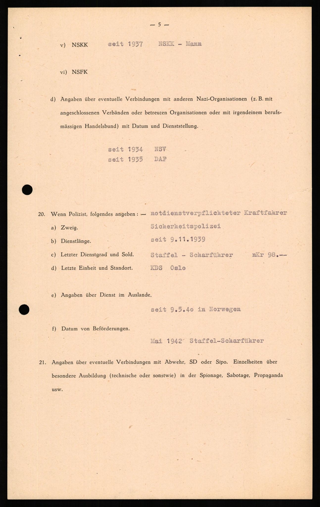 Forsvaret, Forsvarets overkommando II, AV/RA-RAFA-3915/D/Db/L0018: CI Questionaires. Tyske okkupasjonsstyrker i Norge. Tyskere., 1945-1946, s. 518