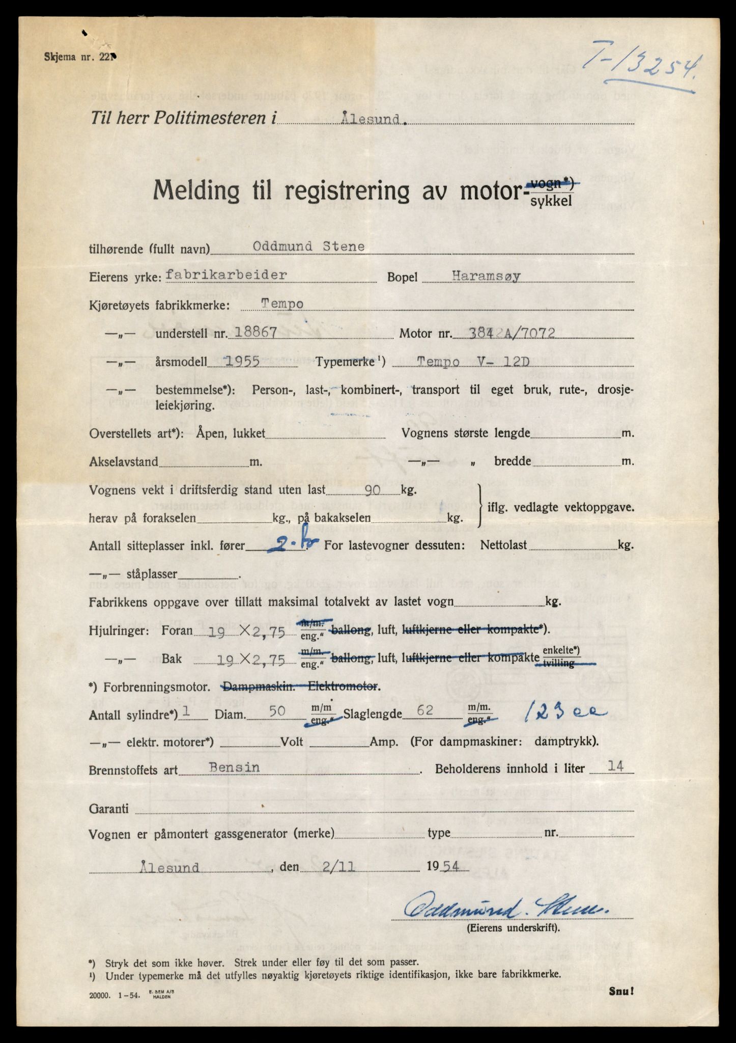 Møre og Romsdal vegkontor - Ålesund trafikkstasjon, AV/SAT-A-4099/F/Fe/L0039: Registreringskort for kjøretøy T 13361 - T 13530, 1927-1998, s. 2301