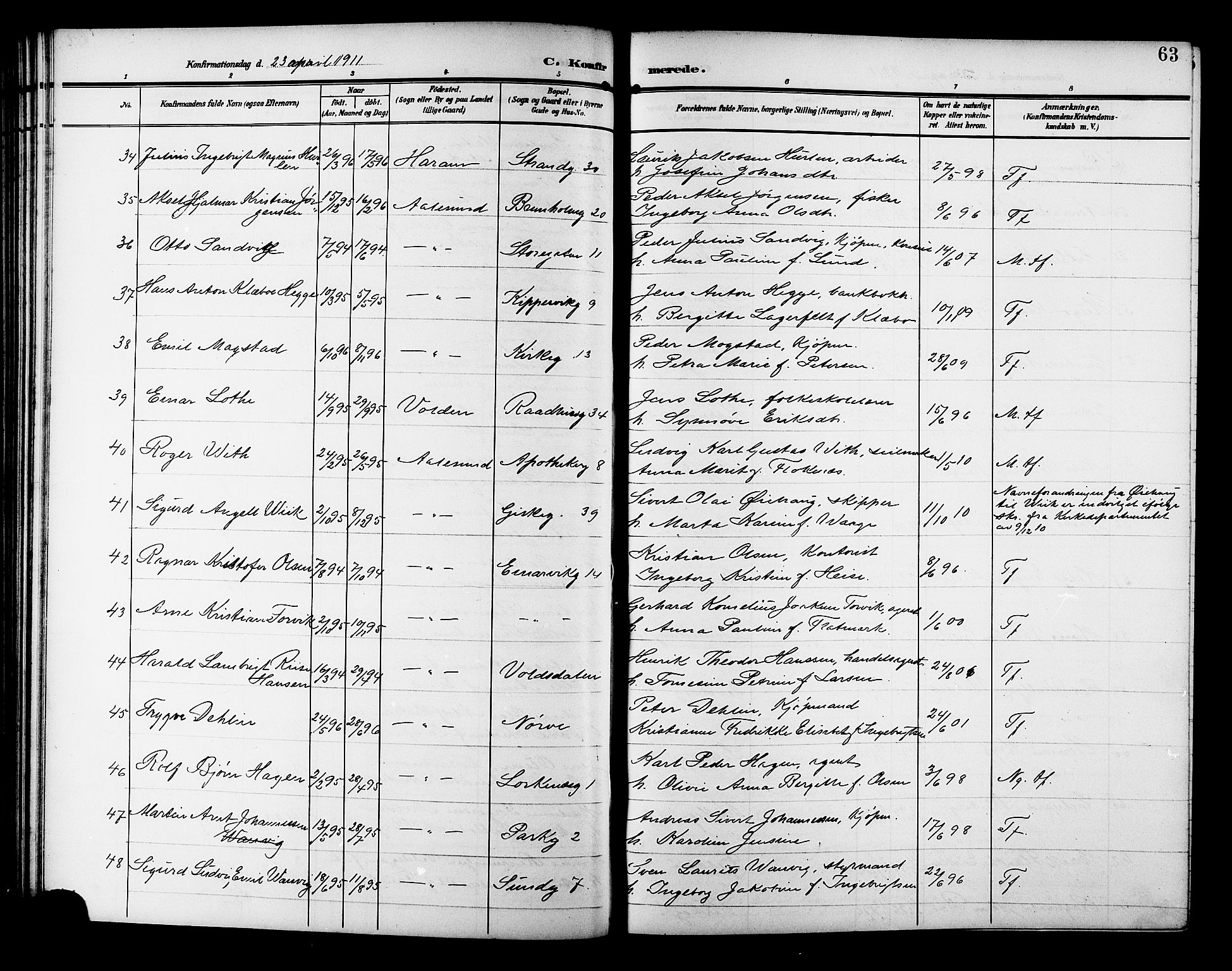 Ministerialprotokoller, klokkerbøker og fødselsregistre - Møre og Romsdal, AV/SAT-A-1454/529/L0470: Klokkerbok nr. 529C07, 1907-1917, s. 63