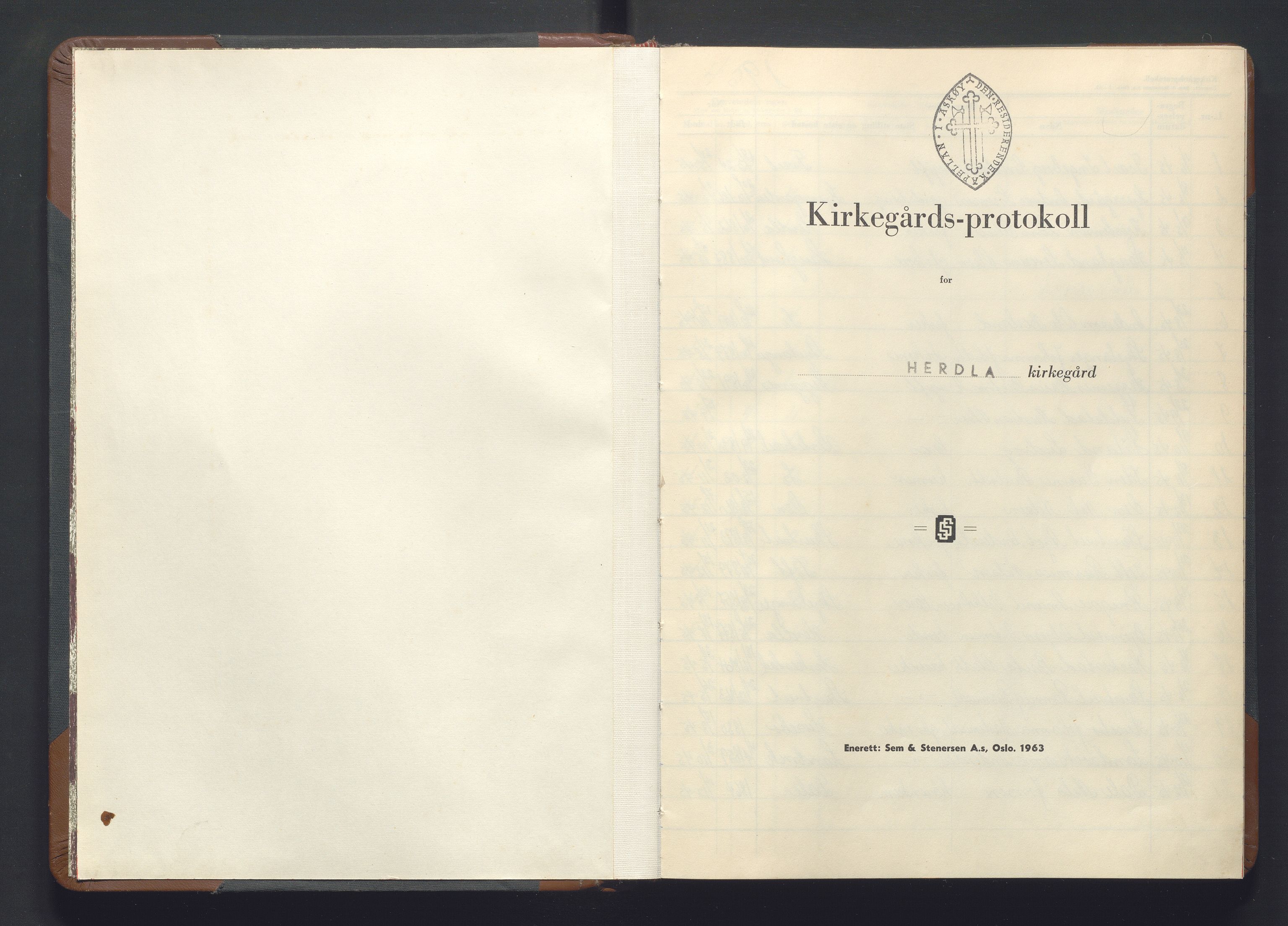 Askøy kommune. Kyrkjeverja, IKAH/1247-282/G/Ga/L0009: Gravprotokoll for Herdla kirkegård II, 1945-1974