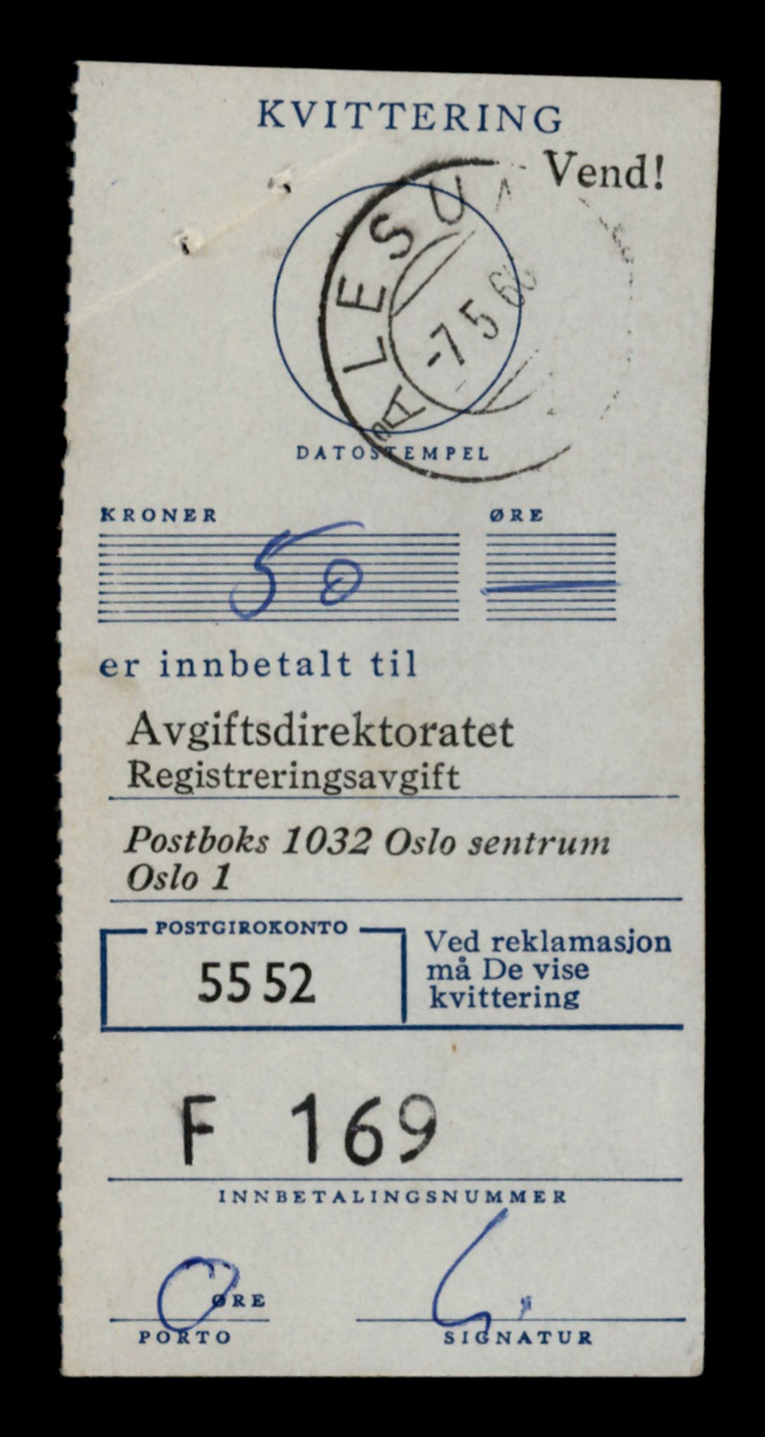 Møre og Romsdal vegkontor - Ålesund trafikkstasjon, AV/SAT-A-4099/F/Fe/L0040: Registreringskort for kjøretøy T 13531 - T 13709, 1927-1998, s. 2693