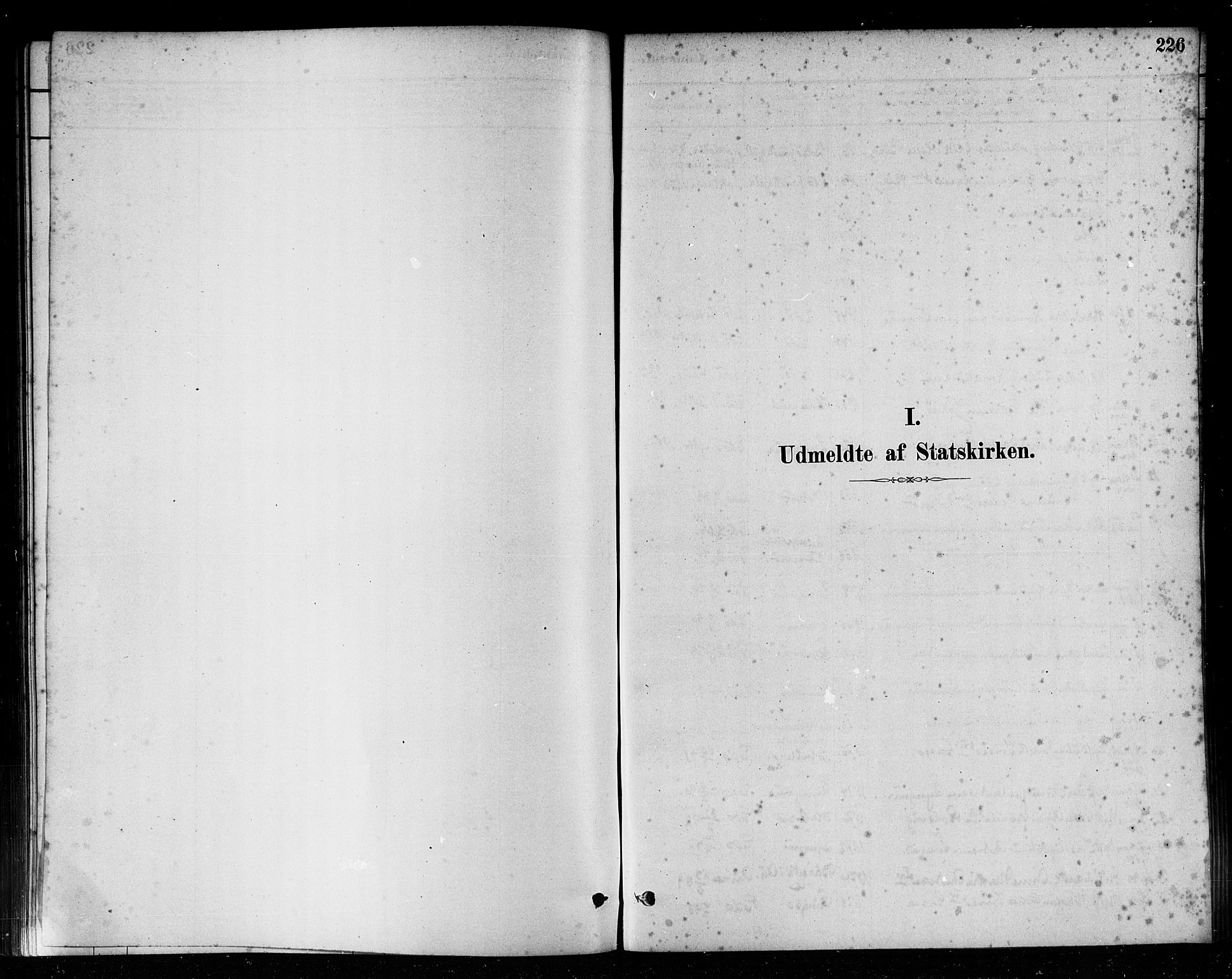 Ministerialprotokoller, klokkerbøker og fødselsregistre - Møre og Romsdal, AV/SAT-A-1454/582/L0947: Ministerialbok nr. 582A01, 1880-1900, s. 226