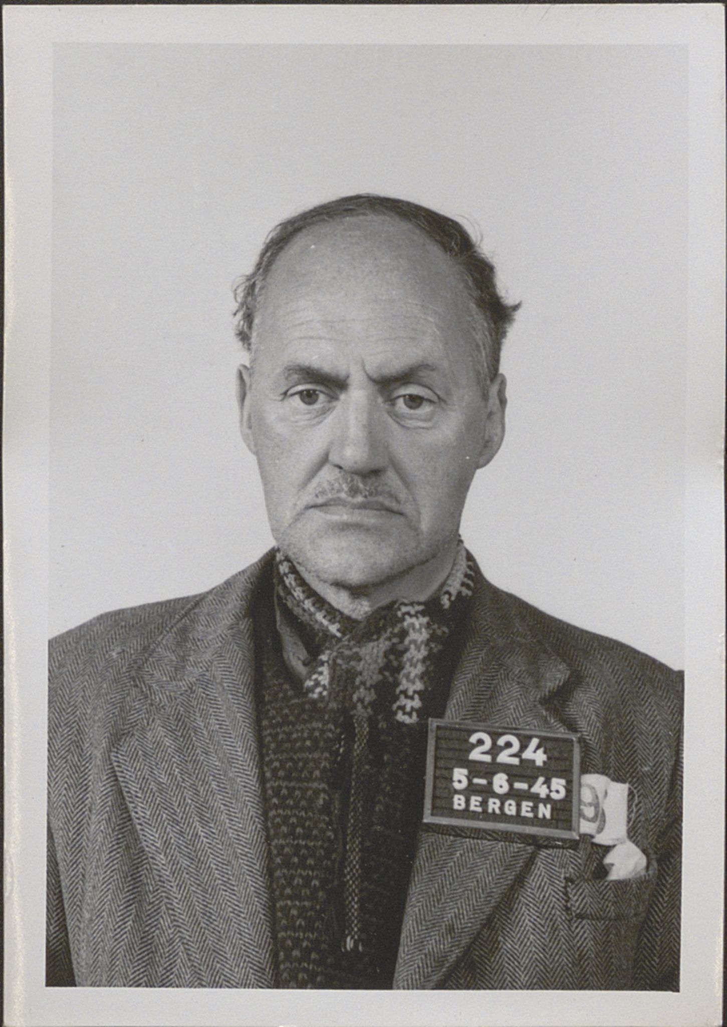 Bergen politikammer / politidistrikt, SAB/A-60401/Y/Yc/Ycd/L0004: Personfoto - landsvikere etc, 1945-1947, s. 205