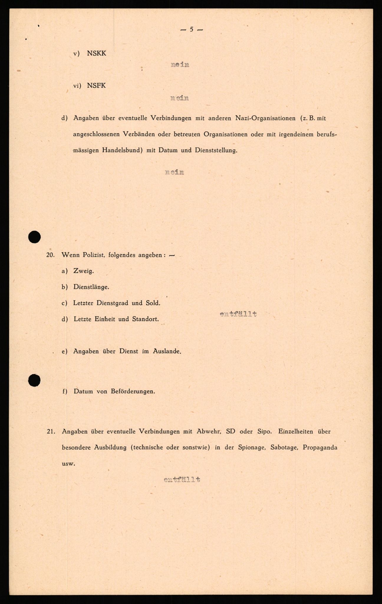 Forsvaret, Forsvarets overkommando II, AV/RA-RAFA-3915/D/Db/L0036: CI Questionaires. Tyske okkupasjonsstyrker i Norge. Tyskere., 1945-1946, s. 363