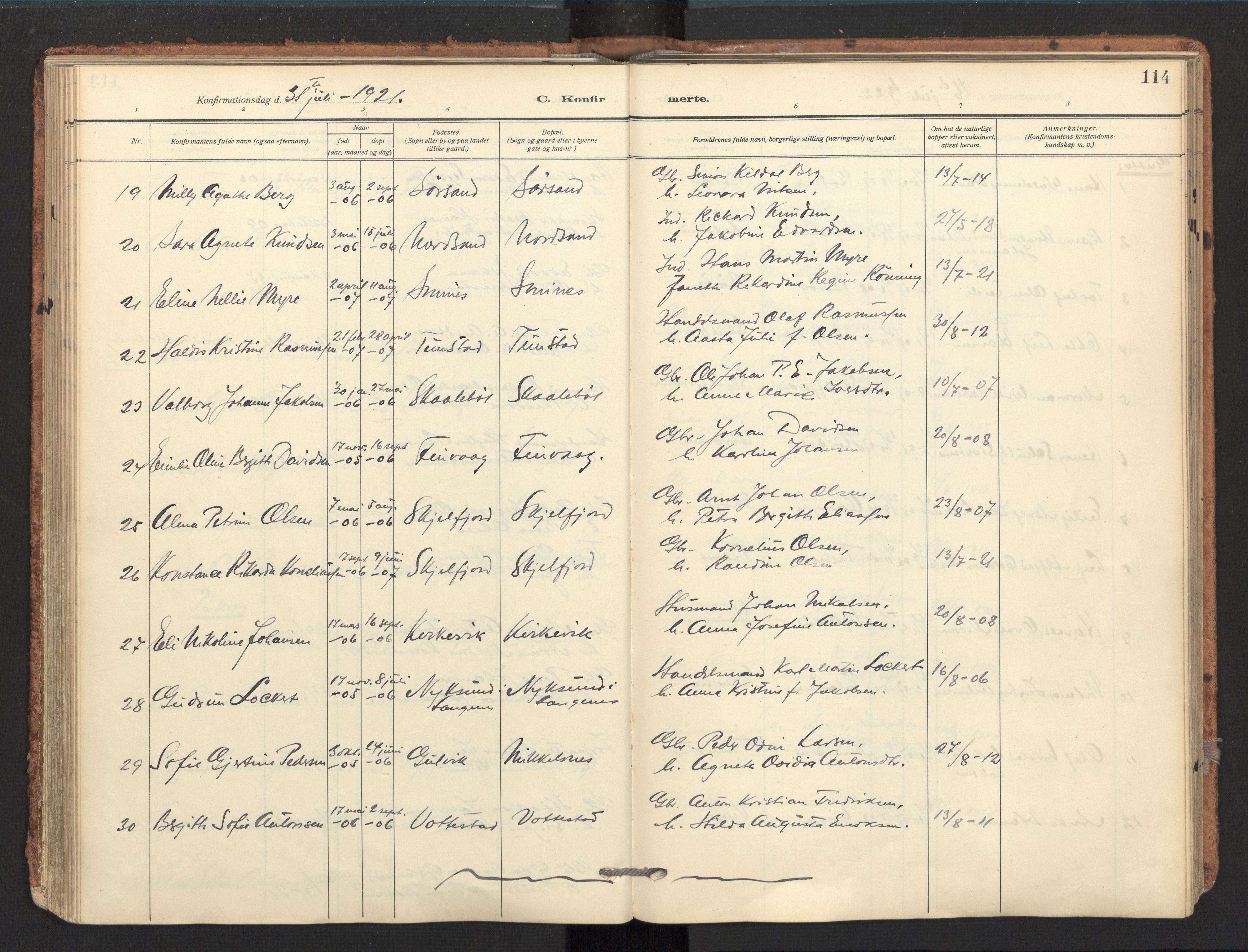 Ministerialprotokoller, klokkerbøker og fødselsregistre - Nordland, AV/SAT-A-1459/893/L1343: Ministerialbok nr. 893A15, 1914-1928, s. 114