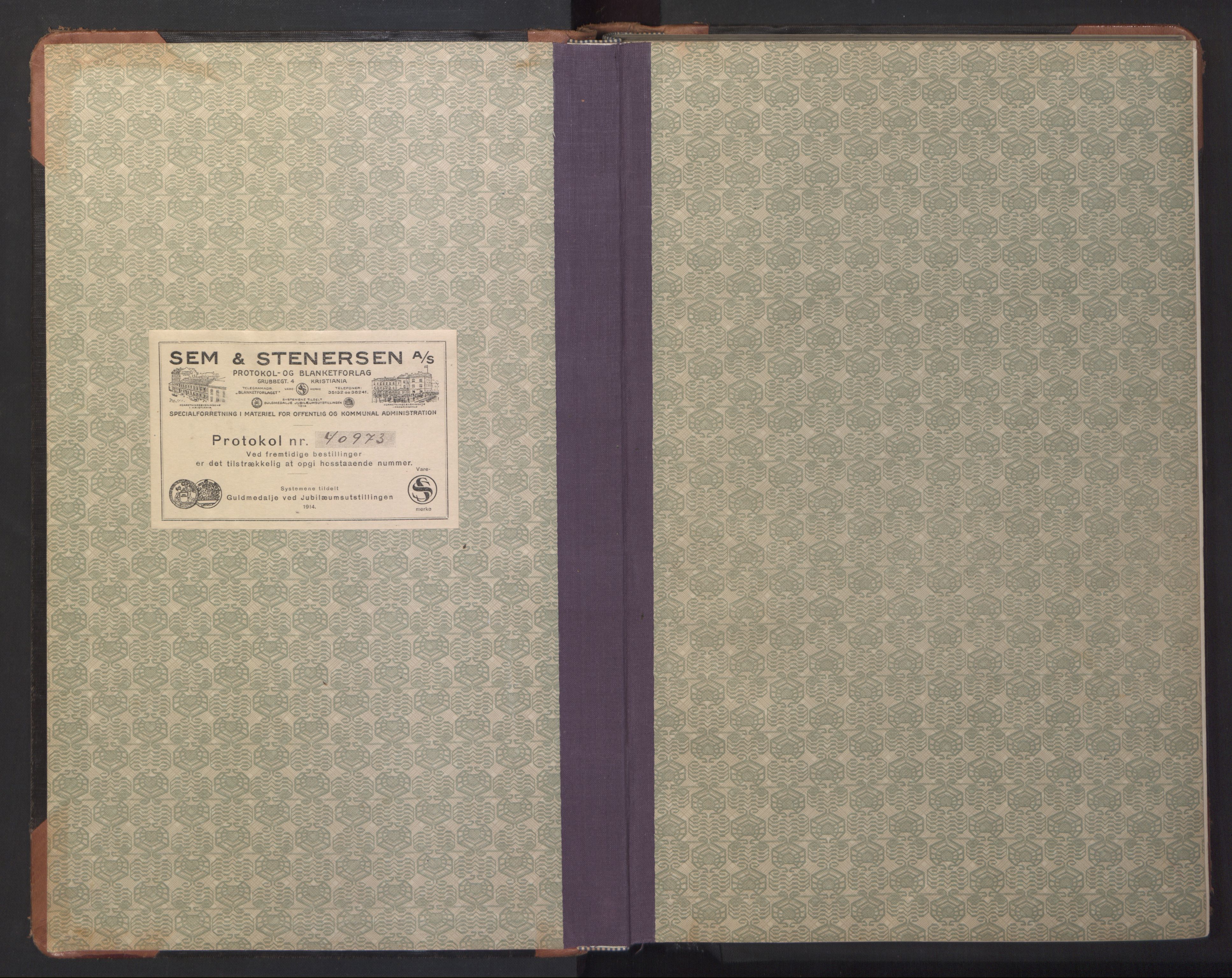 Ministerialprotokoller, klokkerbøker og fødselsregistre - Møre og Romsdal, SAT/A-1454/590/L1018: Klokkerbok nr. 590C03, 1922-1950