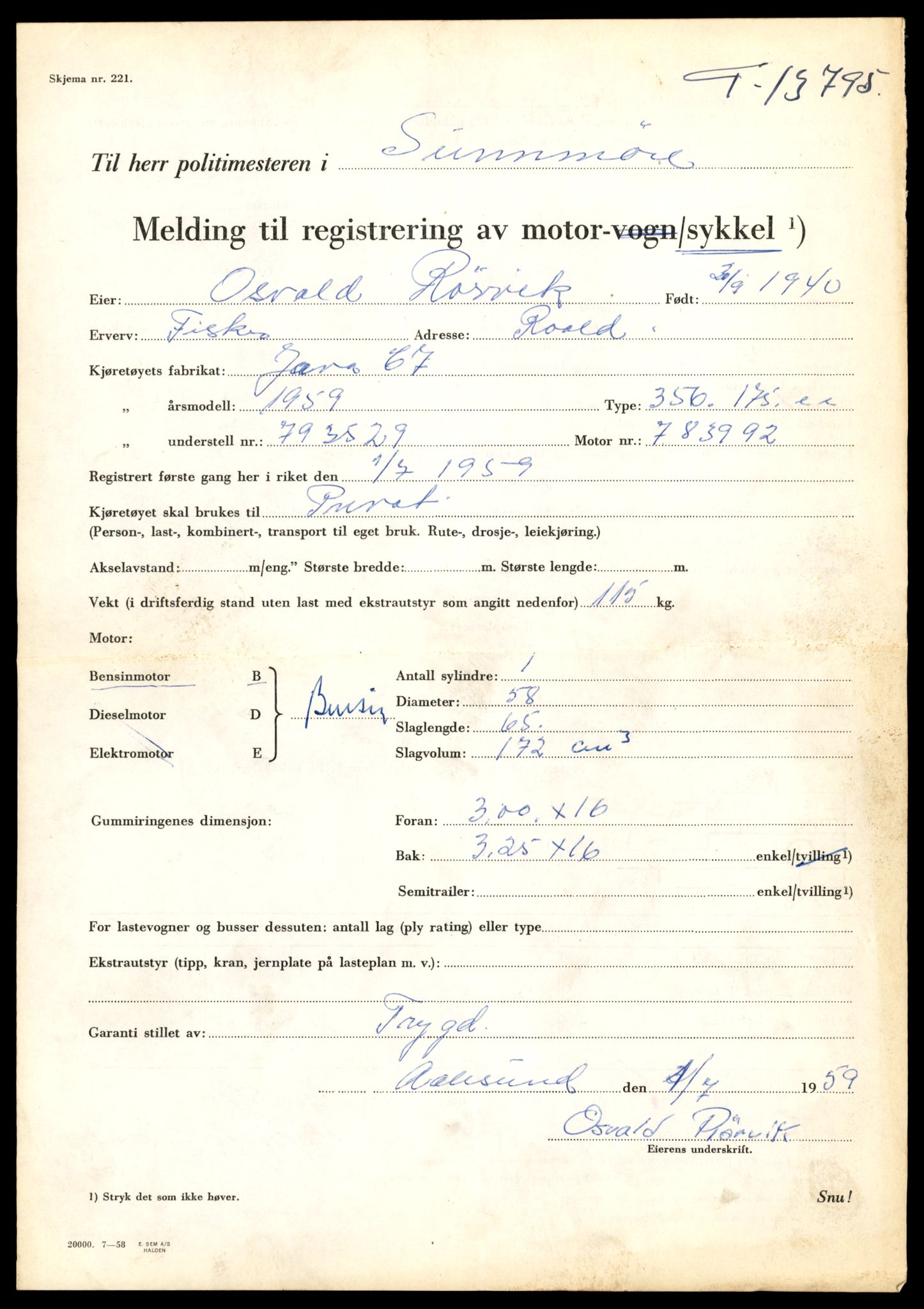 Møre og Romsdal vegkontor - Ålesund trafikkstasjon, AV/SAT-A-4099/F/Fe/L0041: Registreringskort for kjøretøy T 13710 - T 13905, 1927-1998, s. 1481