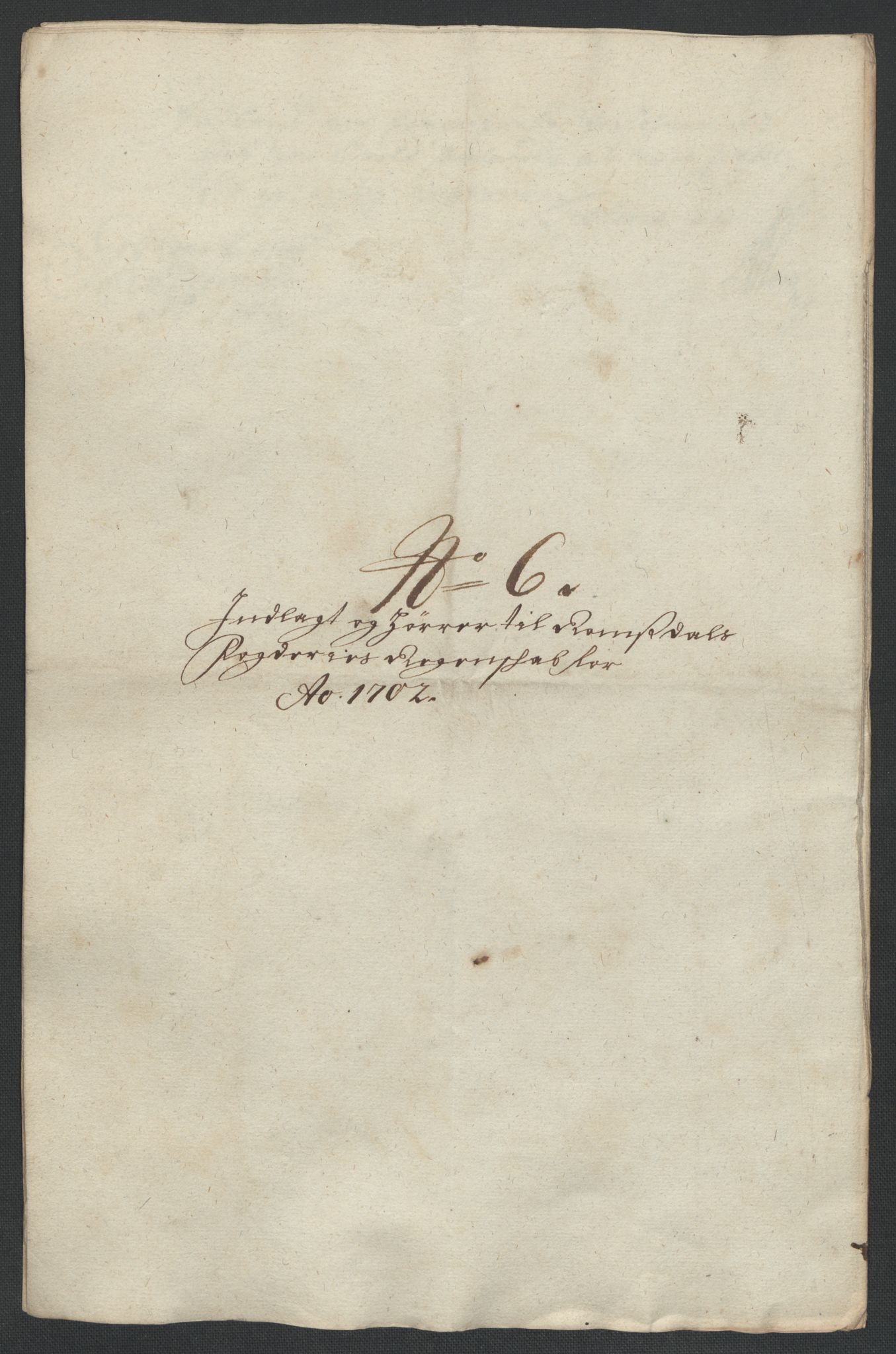 Rentekammeret inntil 1814, Reviderte regnskaper, Fogderegnskap, RA/EA-4092/R55/L3655: Fogderegnskap Romsdal, 1701-1702, s. 260