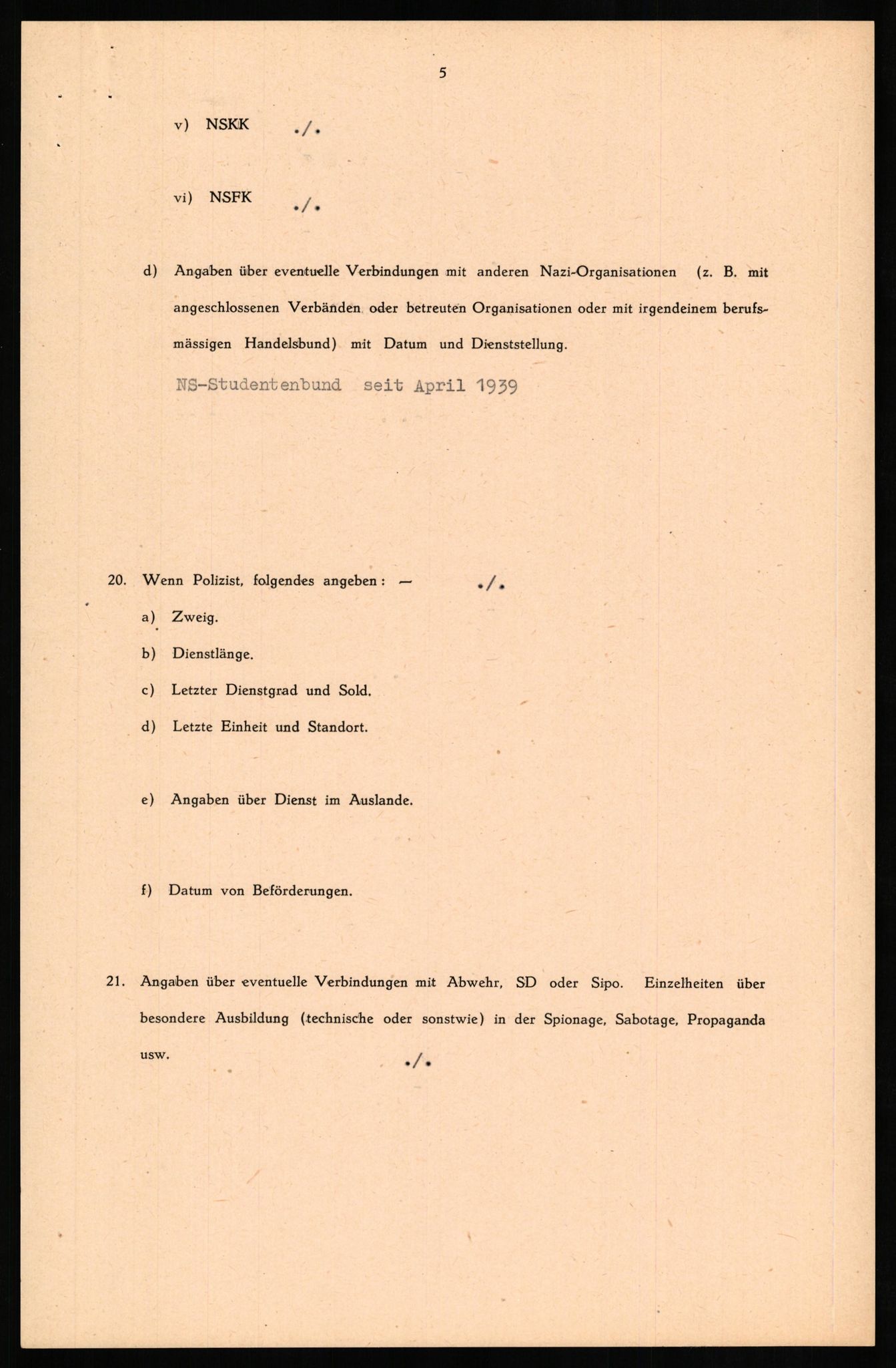 Forsvaret, Forsvarets overkommando II, RA/RAFA-3915/D/Db/L0017: CI Questionaires. Tyske okkupasjonsstyrker i Norge. Tyskere., 1945-1946, s. 518