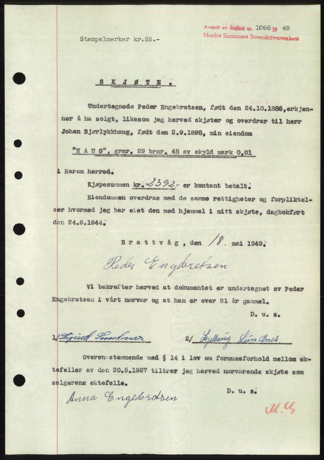Nordre Sunnmøre sorenskriveri, SAT/A-0006/1/2/2C/2Ca: Pantebok nr. A30, 1949-1949, Dagboknr: 1066/1949