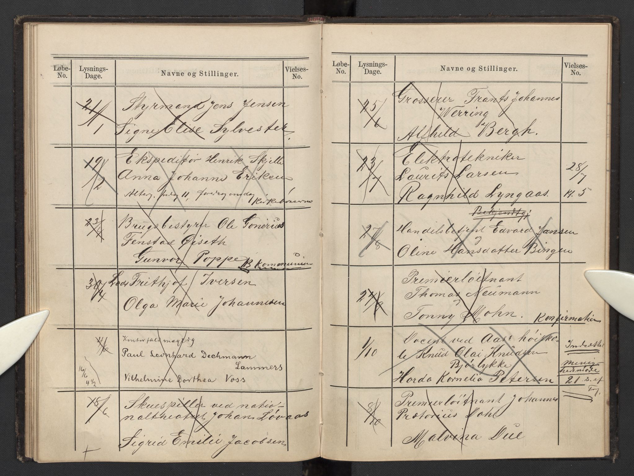 Garnisonsmenigheten Kirkebøker, SAO/A-10846/H/Hb/L0002: Lysningsprotokoll nr. II 2, 1879-1902
