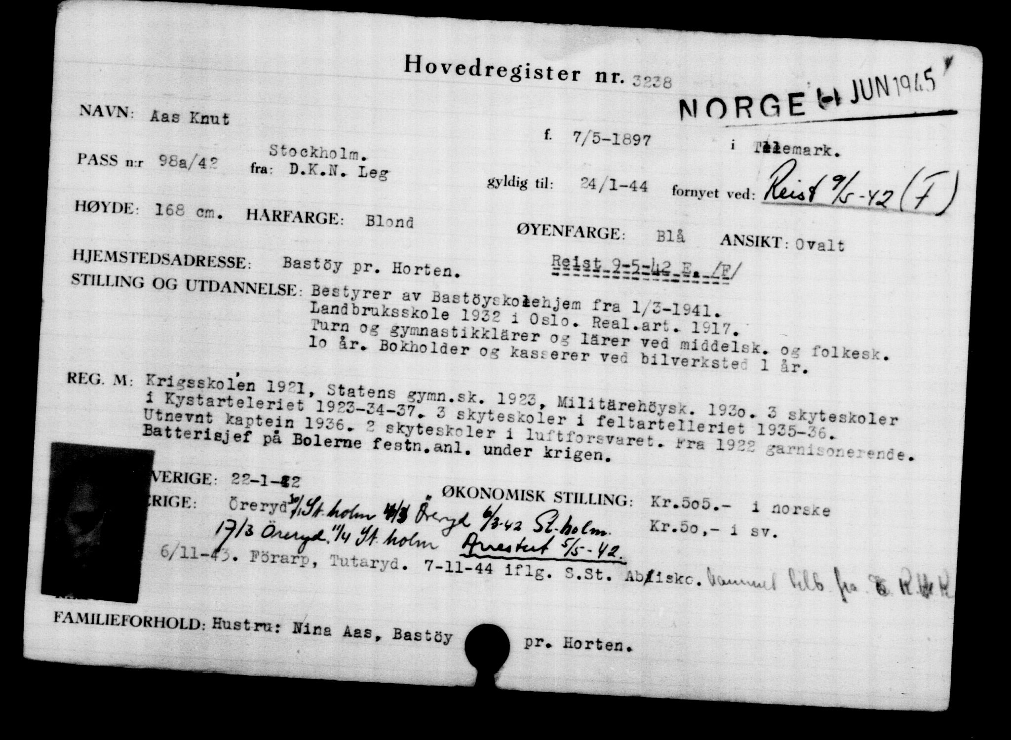 Utenriksstasjonene, Legasjonen i Stockholm, Flyktningkontoret, AV/RA-S-6753/V/Va/L0003: Kjesäterkartoteket, flyktninger med registreringsnr. 2001-3495, 1940-1945, s. 1703