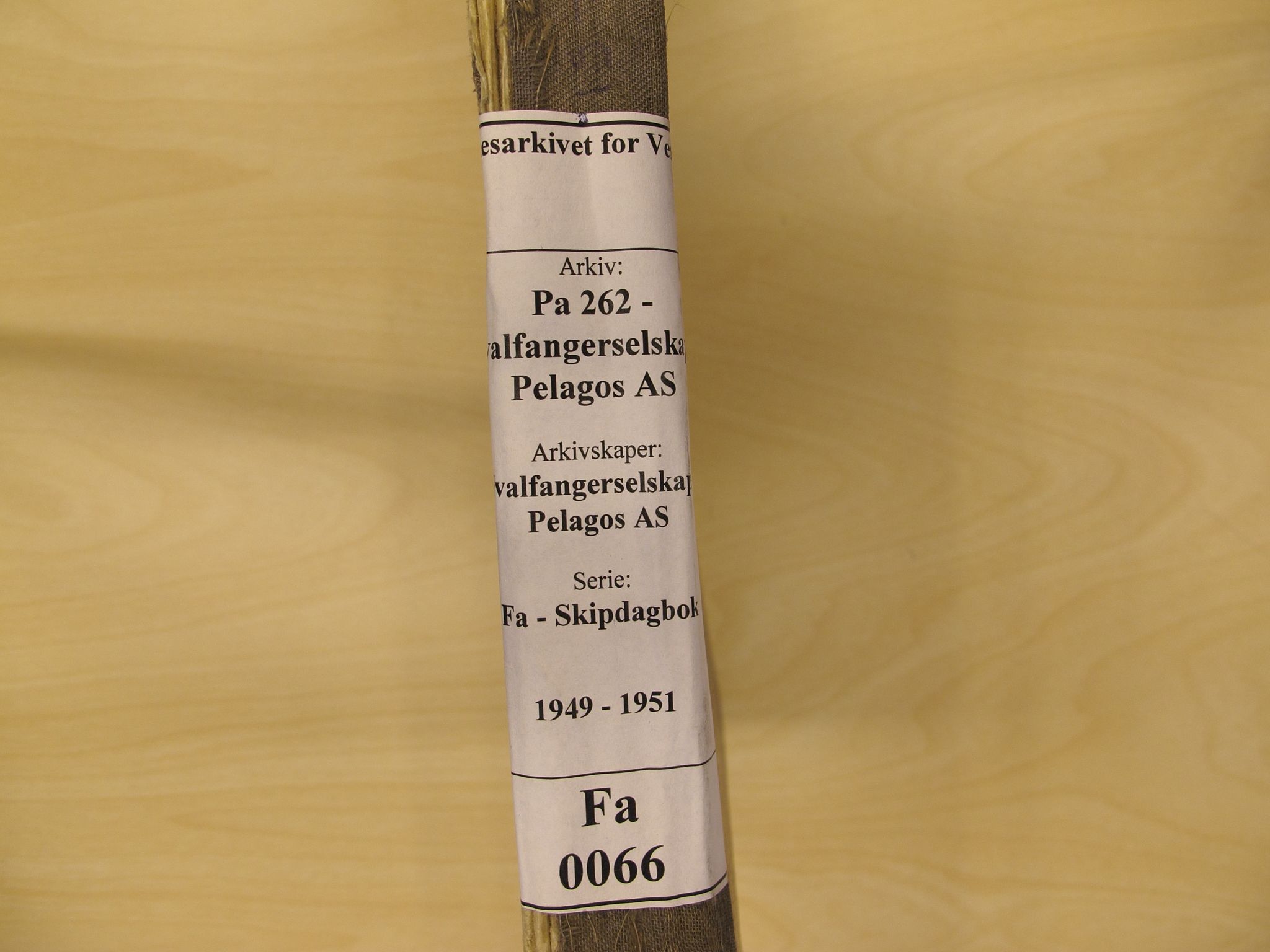 Pa 262 - Hvalfangerselskapet Pelagos AS, VEMU/A-1330/F/Fa/L0066: Gos X, hb - dekksdagbok, kladd., 1949-1951