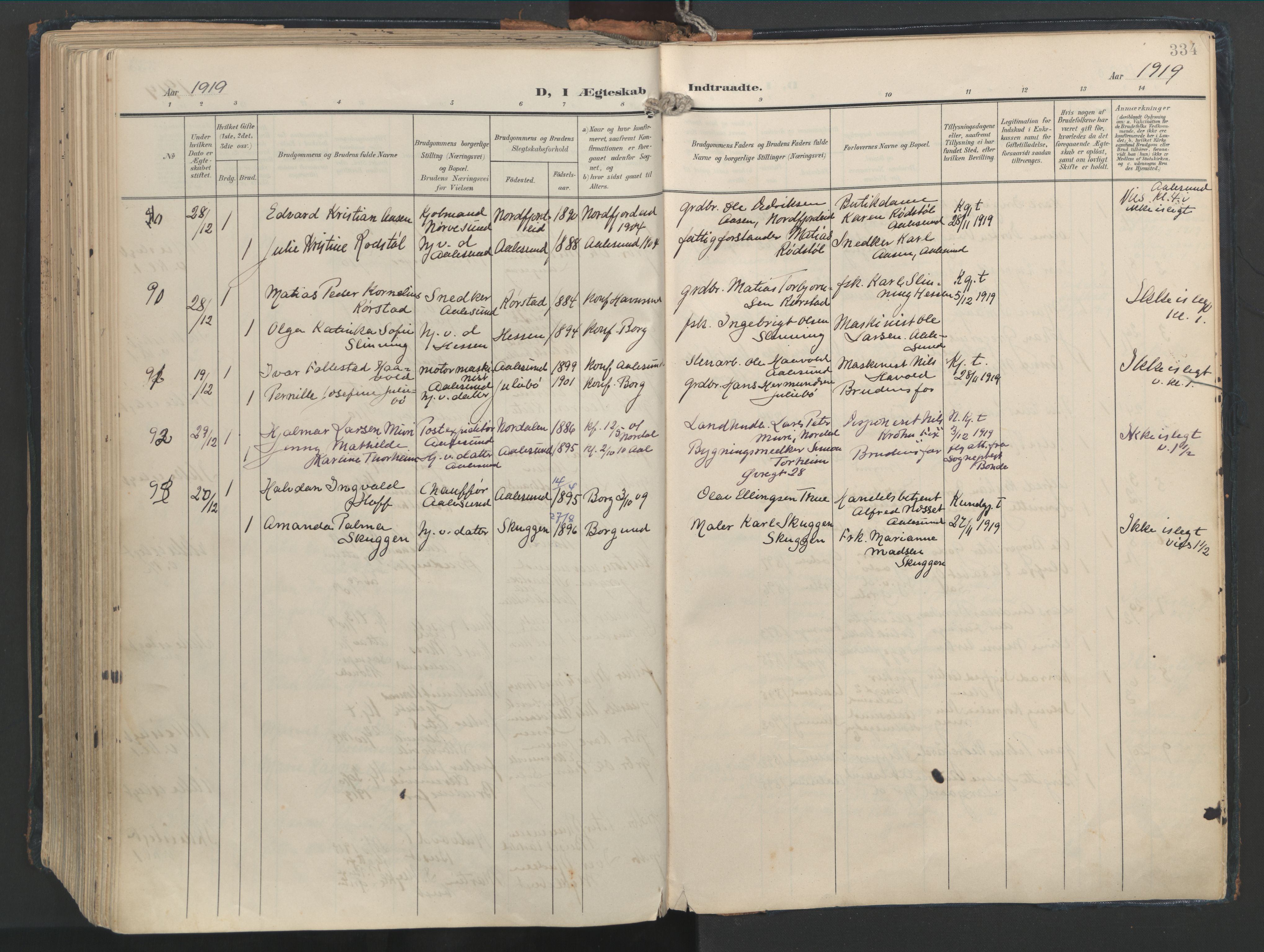 Ministerialprotokoller, klokkerbøker og fødselsregistre - Møre og Romsdal, SAT/A-1454/528/L0411: Ministerialbok nr. 528A20, 1907-1920, s. 334