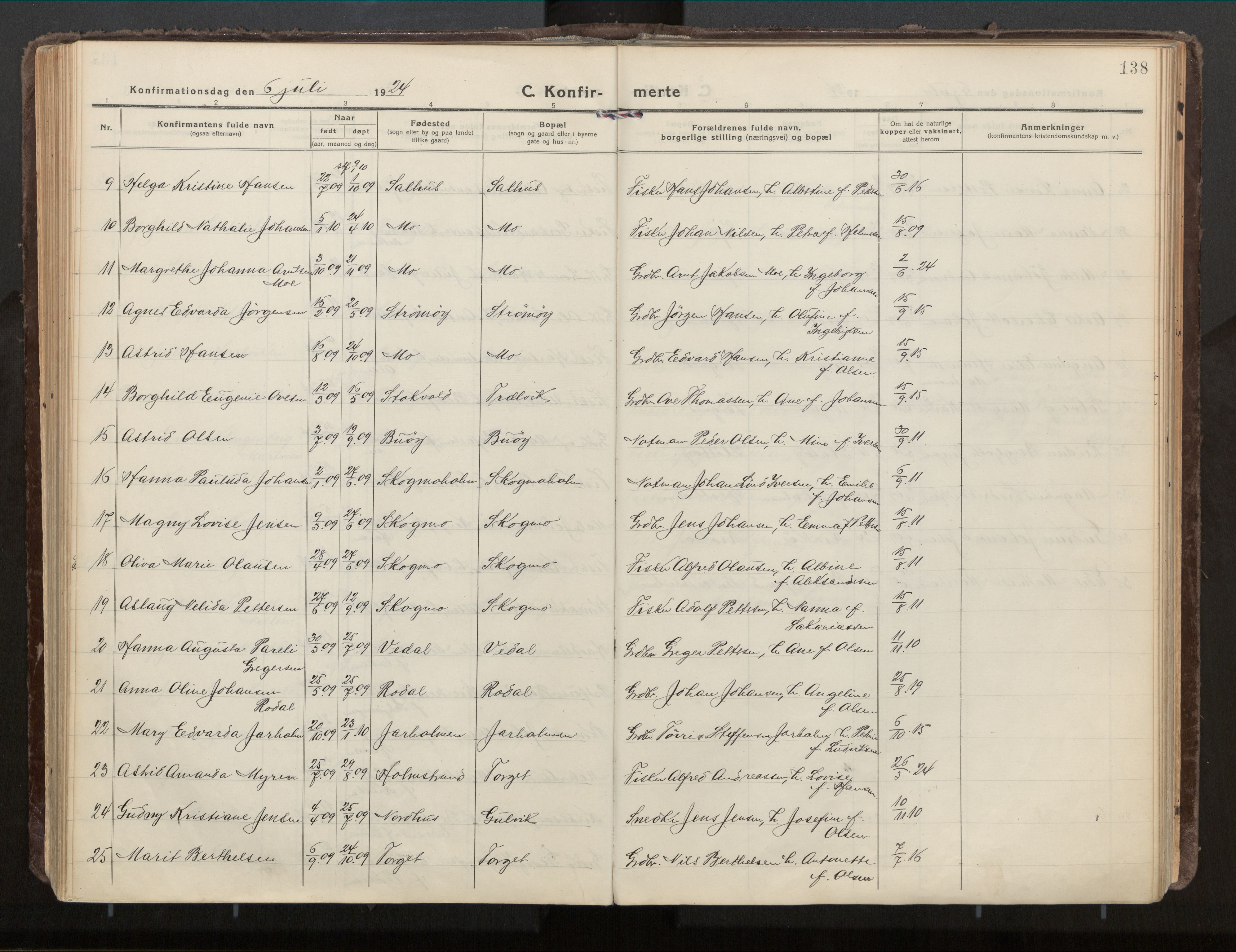 Ministerialprotokoller, klokkerbøker og fødselsregistre - Nordland, AV/SAT-A-1459/813/L0207a: Ministerialbok nr. 813A18, 1919-1927, s. 138