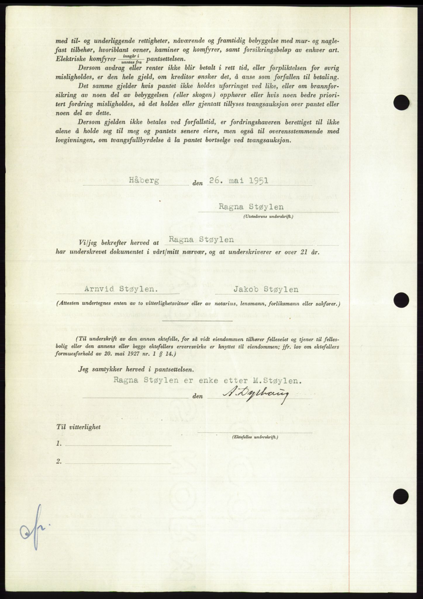 Søre Sunnmøre sorenskriveri, AV/SAT-A-4122/1/2/2C/L0120: Pantebok nr. 8B, 1951-1951, Dagboknr: 898/1951