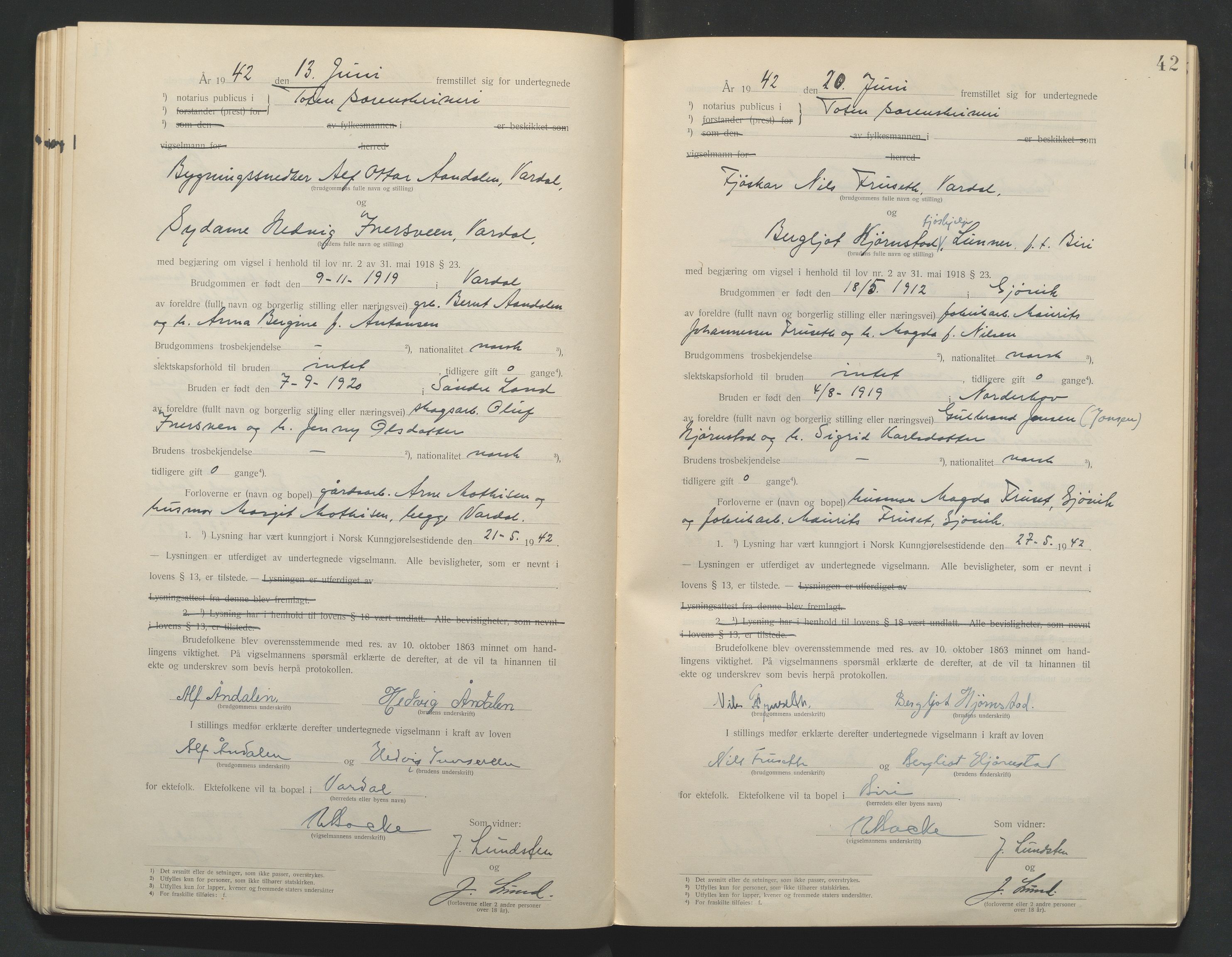 Toten tingrett, AV/SAH-TING-006/L/Lc/L0001: Vigselbok, 1920-1942, s. 42