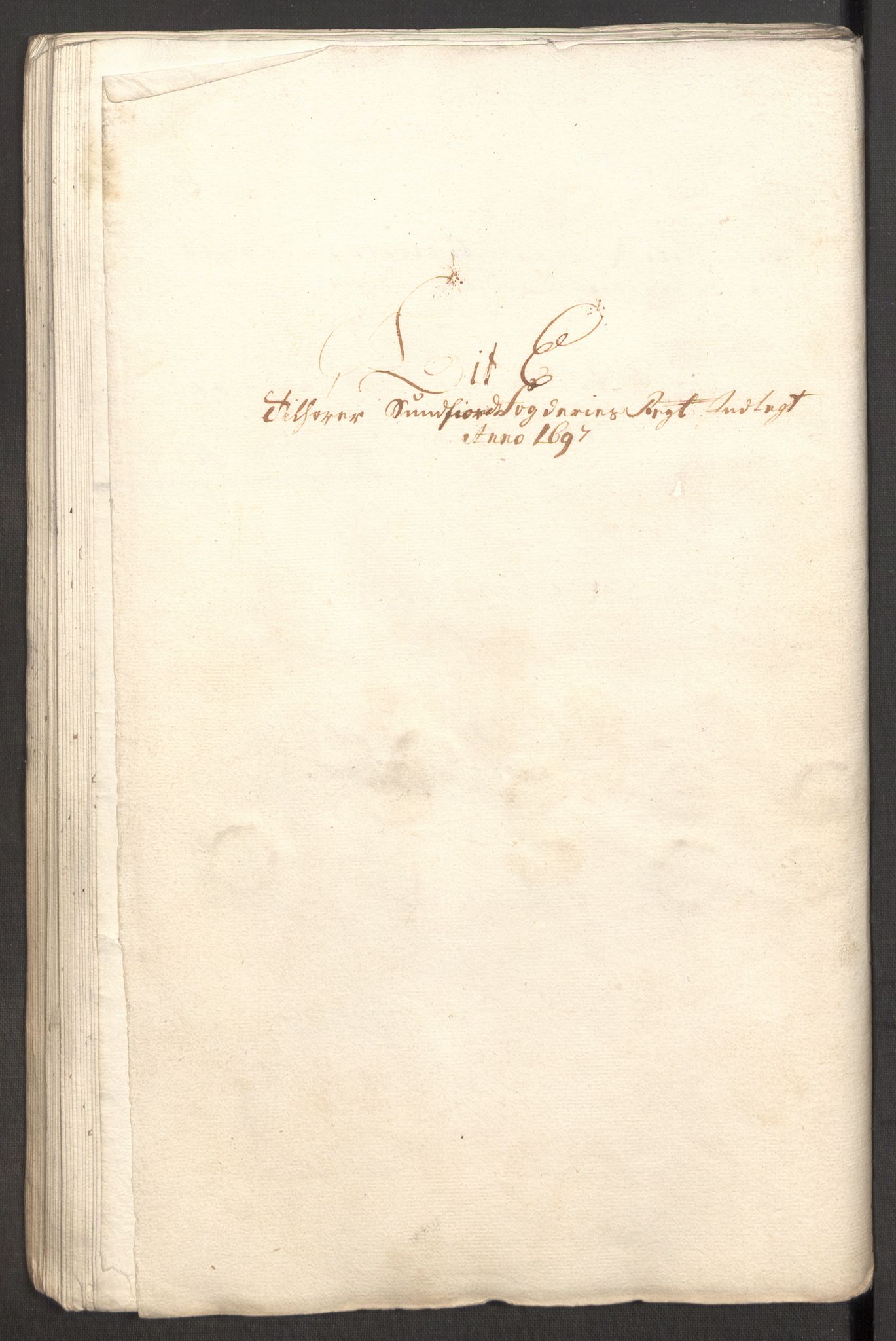Rentekammeret inntil 1814, Reviderte regnskaper, Fogderegnskap, AV/RA-EA-4092/R53/L3423: Fogderegnskap Sunn- og Nordfjord, 1697-1698, s. 133