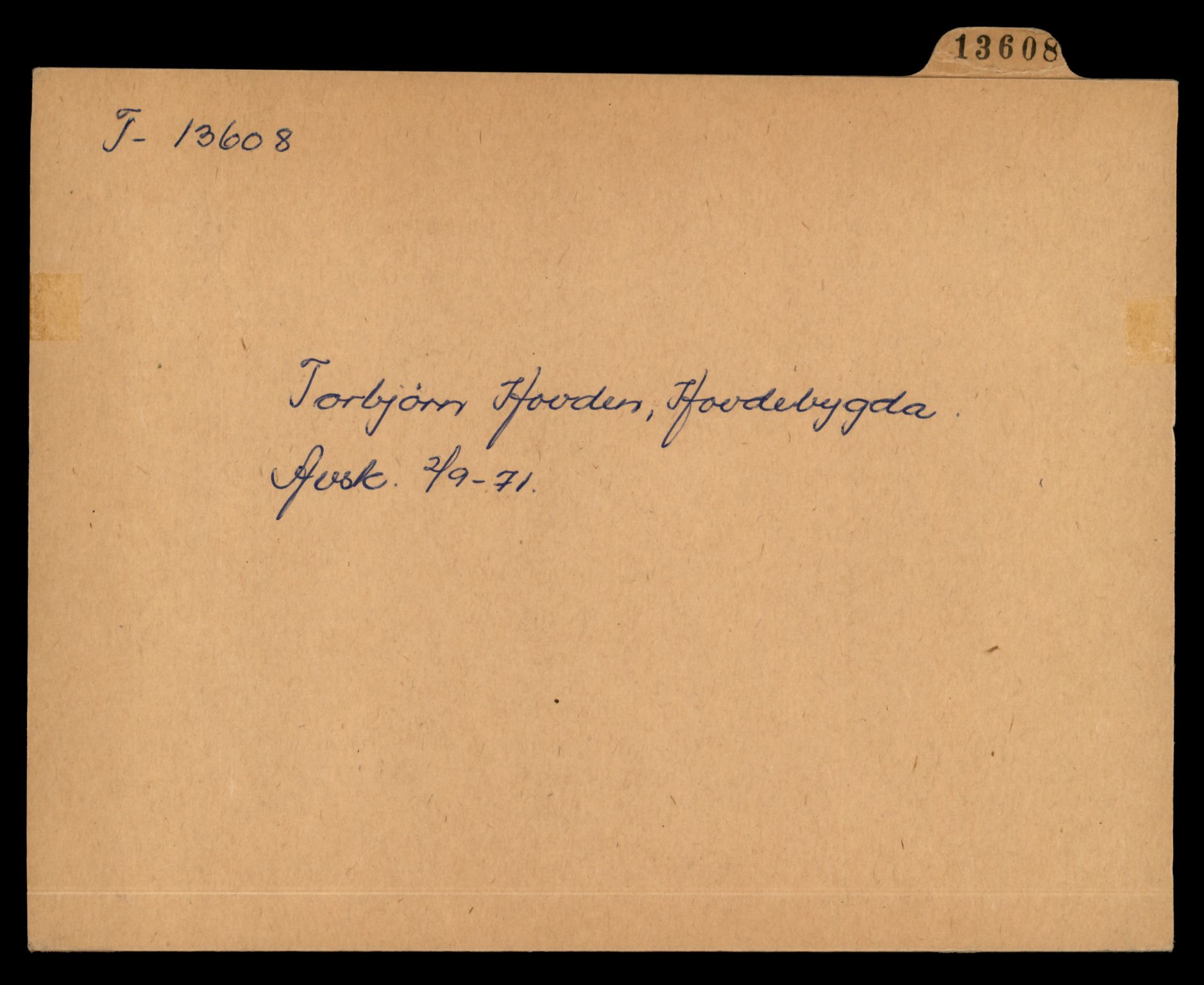Møre og Romsdal vegkontor - Ålesund trafikkstasjon, AV/SAT-A-4099/F/Fe/L0040: Registreringskort for kjøretøy T 13531 - T 13709, 1927-1998, s. 1368