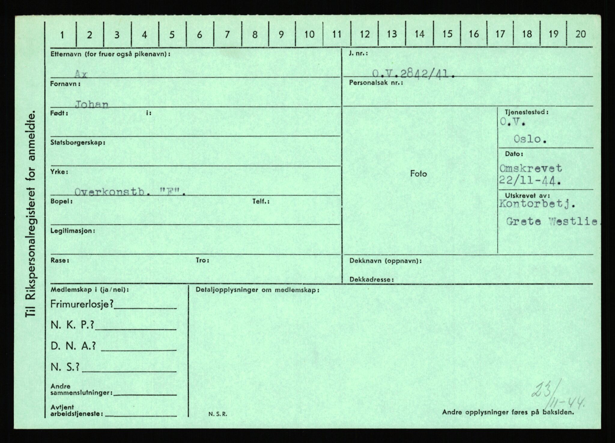 Statspolitiet - Hovedkontoret / Osloavdelingen, AV/RA-S-1329/C/Ca/L0002: Arneberg - Brand, 1943-1945, s. 820