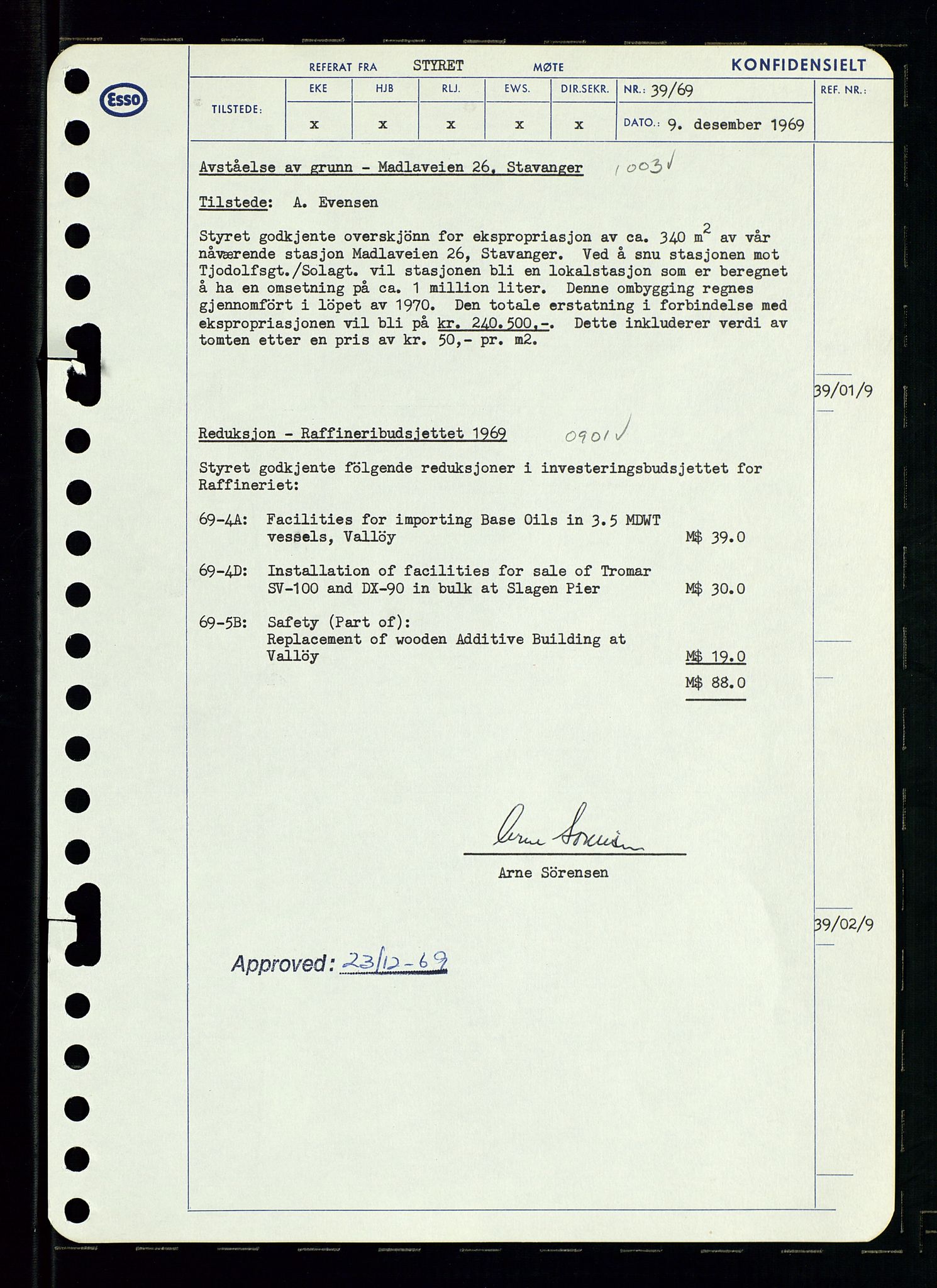 Pa 0982 - Esso Norge A/S, SAST/A-100448/A/Aa/L0003/0001: Den administrerende direksjon Board minutes (styrereferater) og Bedriftforsamlingsprotokoll / Den administrerende direksjon Board minutes (styrereferater), 1969, s. 44