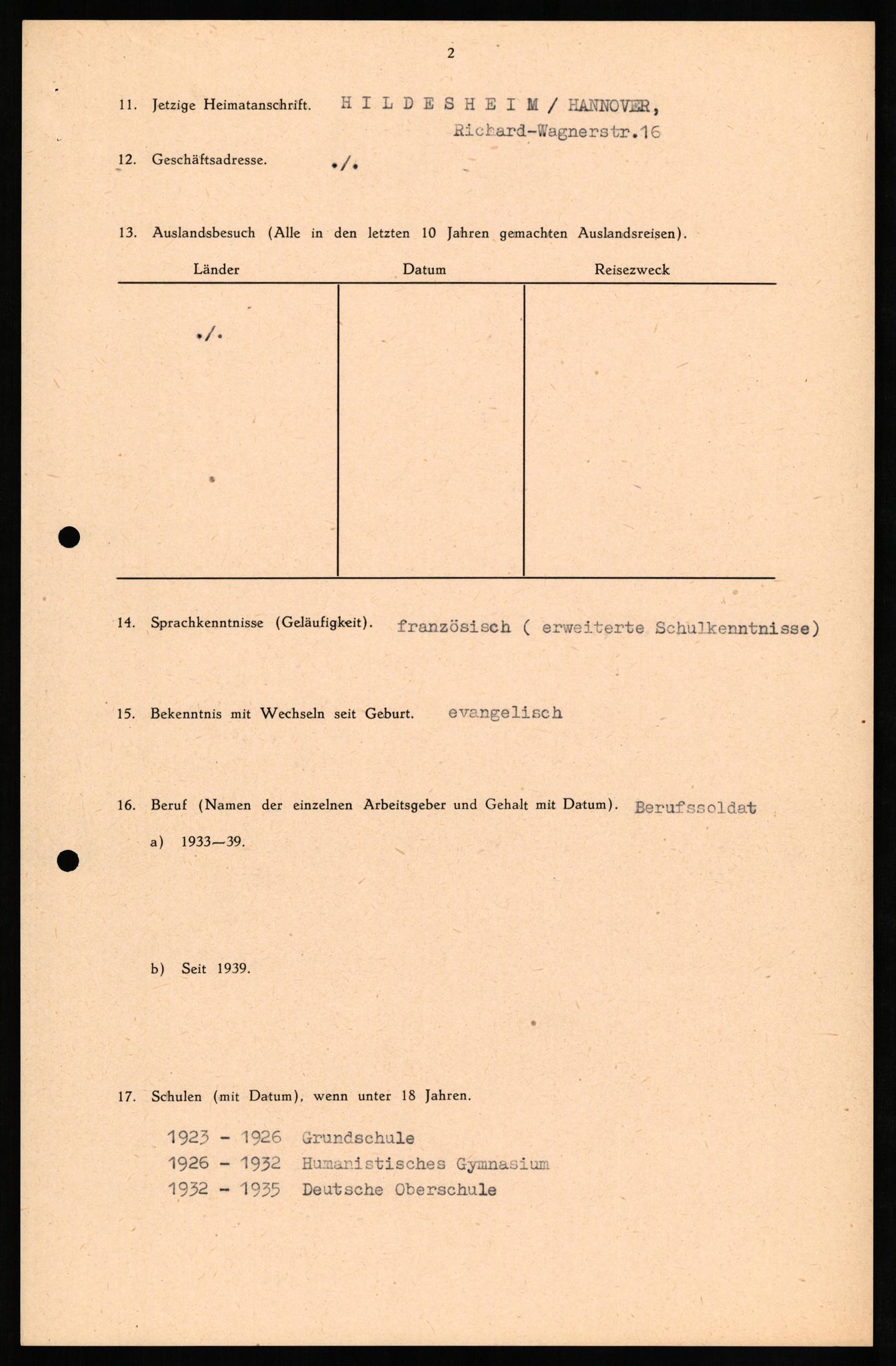 Forsvaret, Forsvarets overkommando II, RA/RAFA-3915/D/Db/L0020: CI Questionaires. Tyske okkupasjonsstyrker i Norge. Tyskere., 1945-1946, s. 365