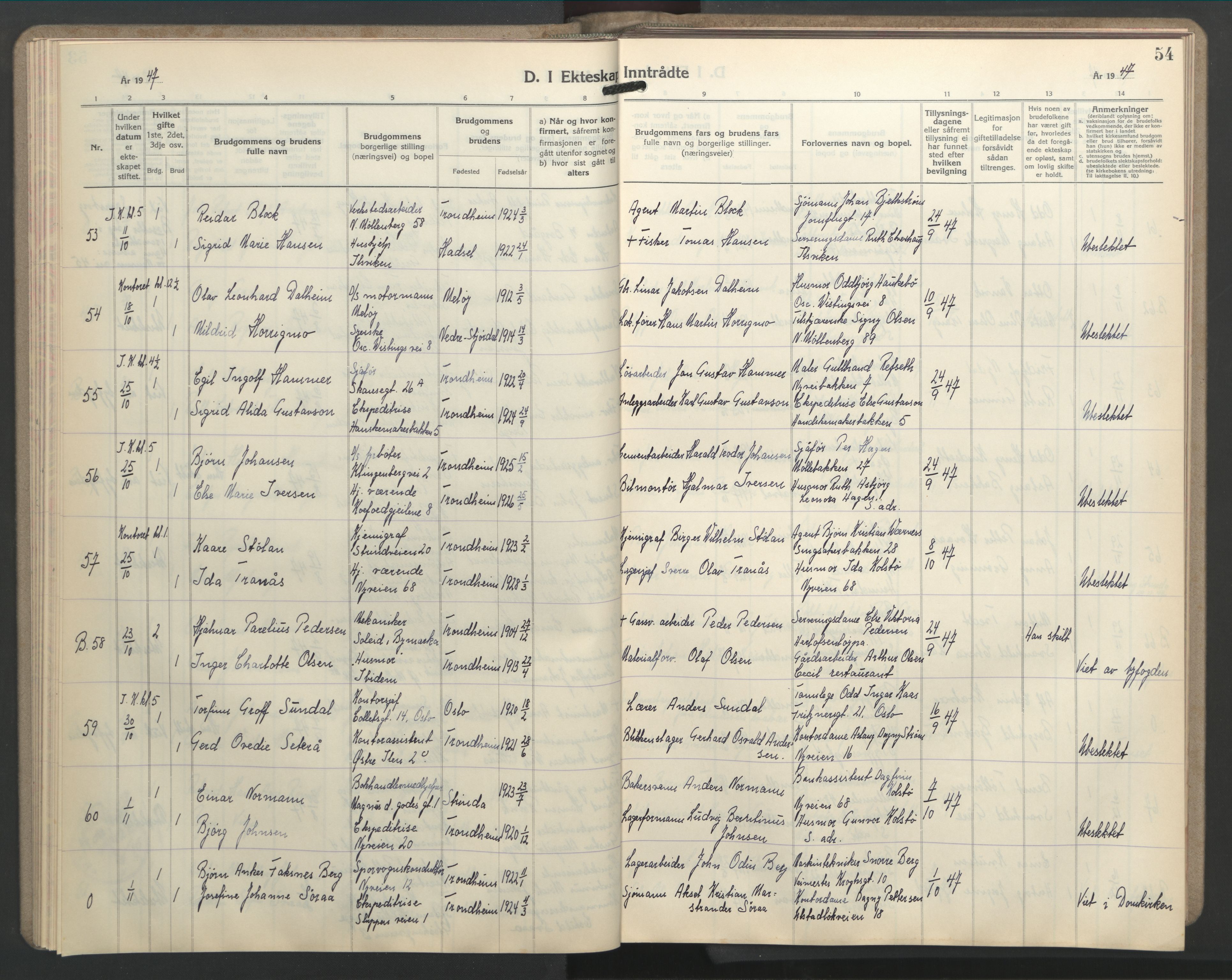 Ministerialprotokoller, klokkerbøker og fødselsregistre - Sør-Trøndelag, AV/SAT-A-1456/603/L0177: Klokkerbok nr. 603C05, 1941-1952, s. 54