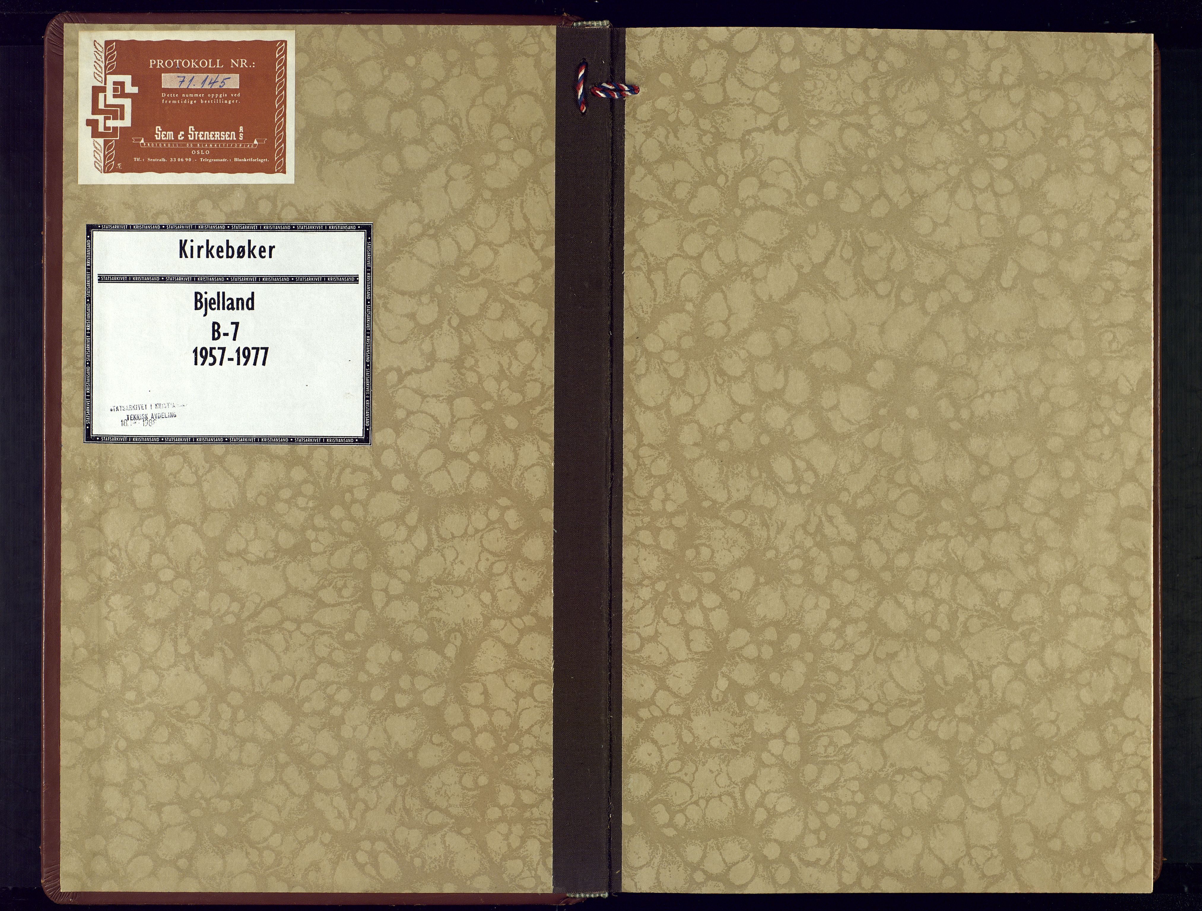 Bjelland sokneprestkontor, SAK/1111-0005/F/Fb/Fba/L0007: Klokkerbok nr. B-7, 1956-1977