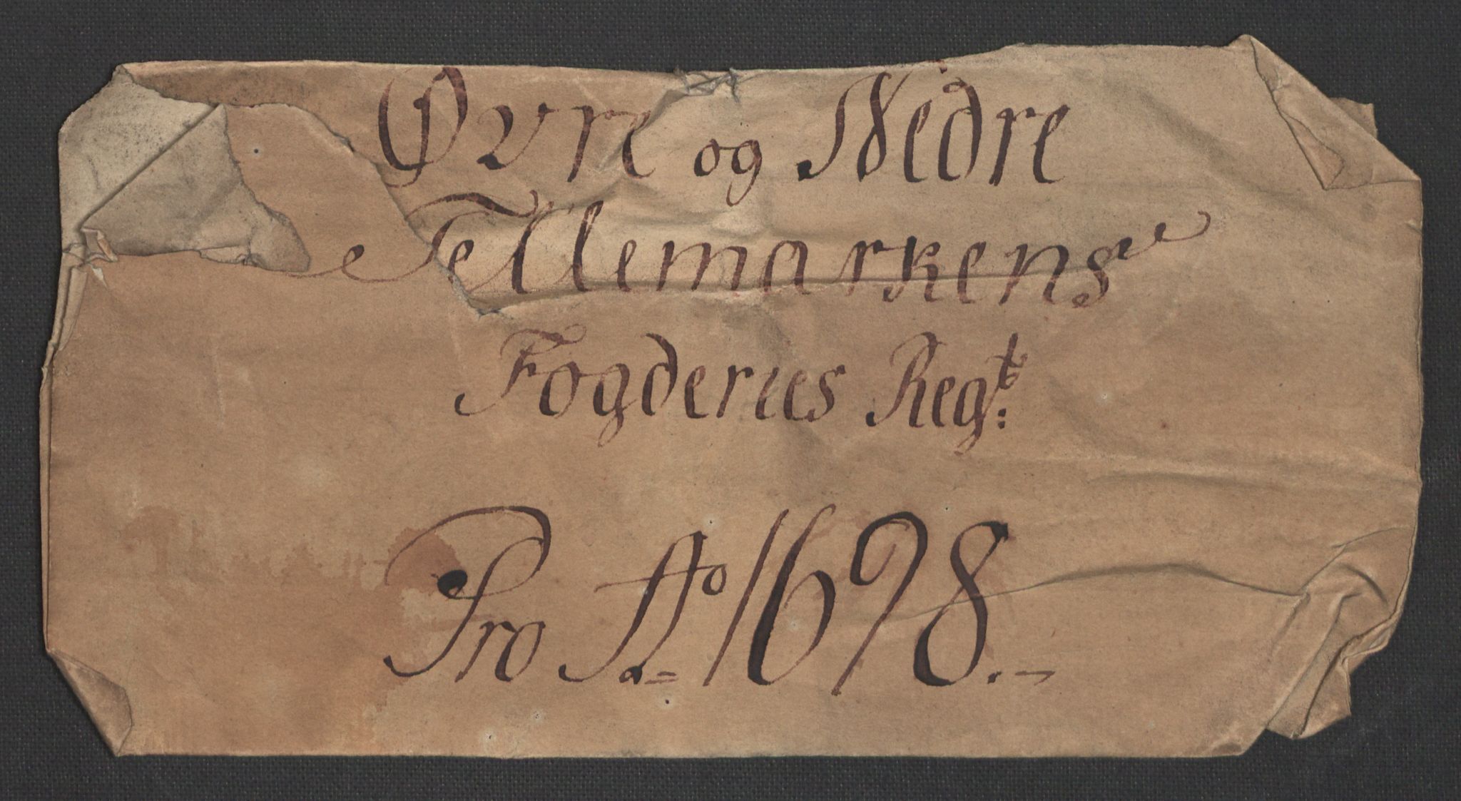 Rentekammeret inntil 1814, Reviderte regnskaper, Fogderegnskap, AV/RA-EA-4092/R36/L2098: Fogderegnskap Øvre og Nedre Telemark og Bamble, 1698, s. 3