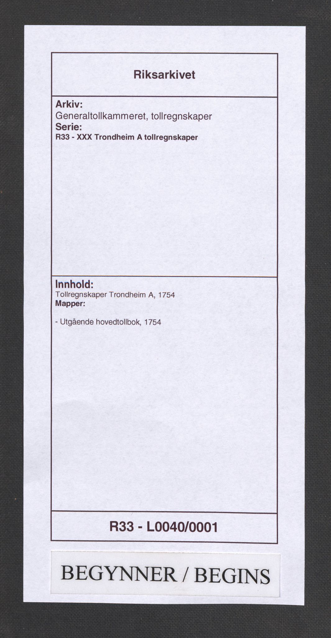 Generaltollkammeret, tollregnskaper, AV/RA-EA-5490/R33/L0040/0001: Tollregnskaper Trondheim A / Utgående hovedtollbok, 1754