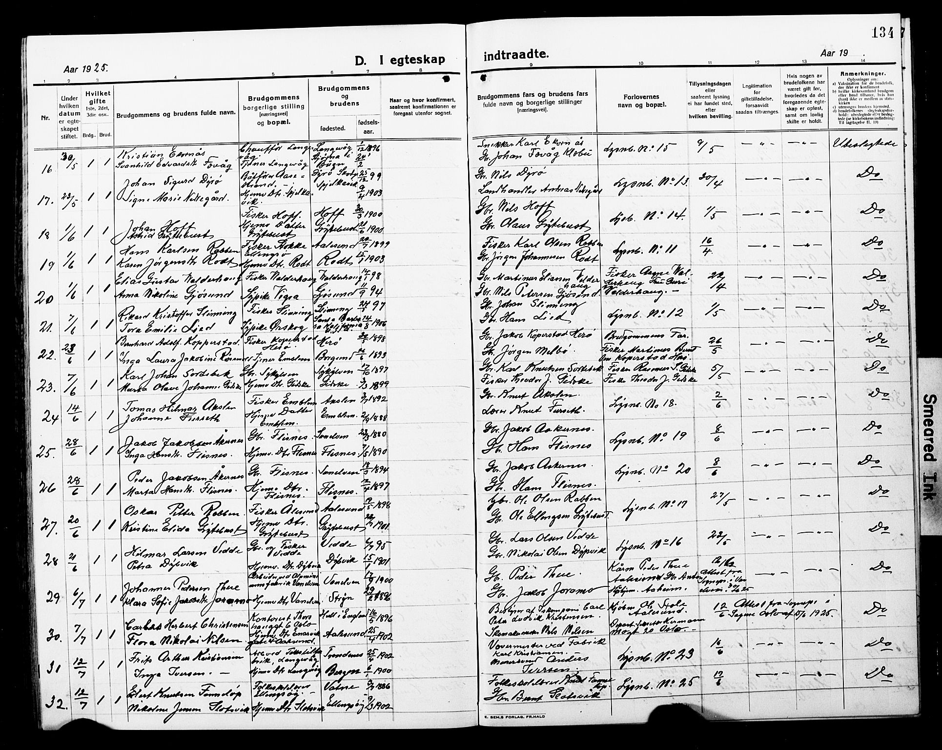 Ministerialprotokoller, klokkerbøker og fødselsregistre - Møre og Romsdal, SAT/A-1454/528/L0434: Klokkerbok nr. 528C15, 1919-1927, s. 134