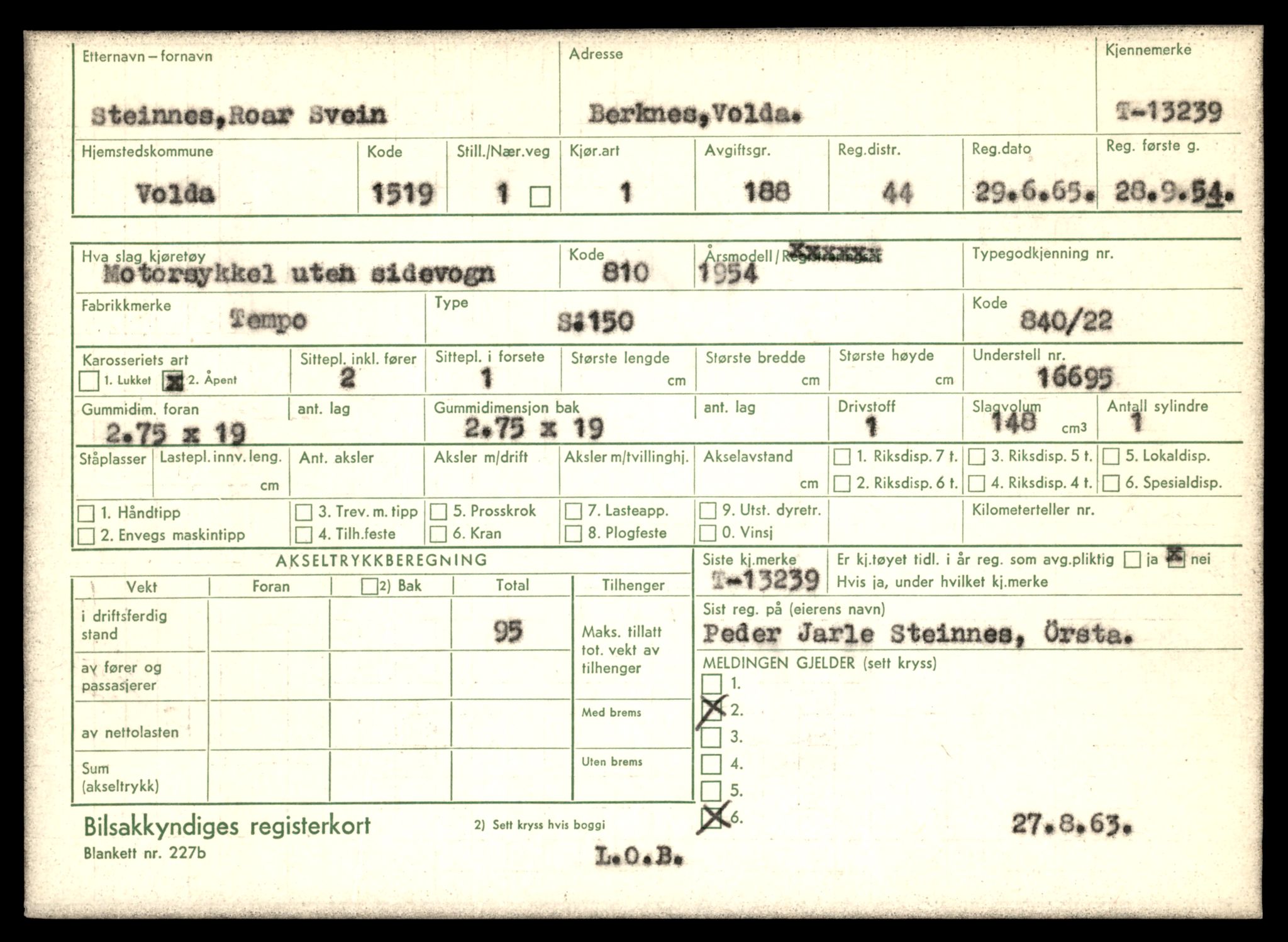 Møre og Romsdal vegkontor - Ålesund trafikkstasjon, AV/SAT-A-4099/F/Fe/L0038: Registreringskort for kjøretøy T 13180 - T 13360, 1927-1998, s. 1023