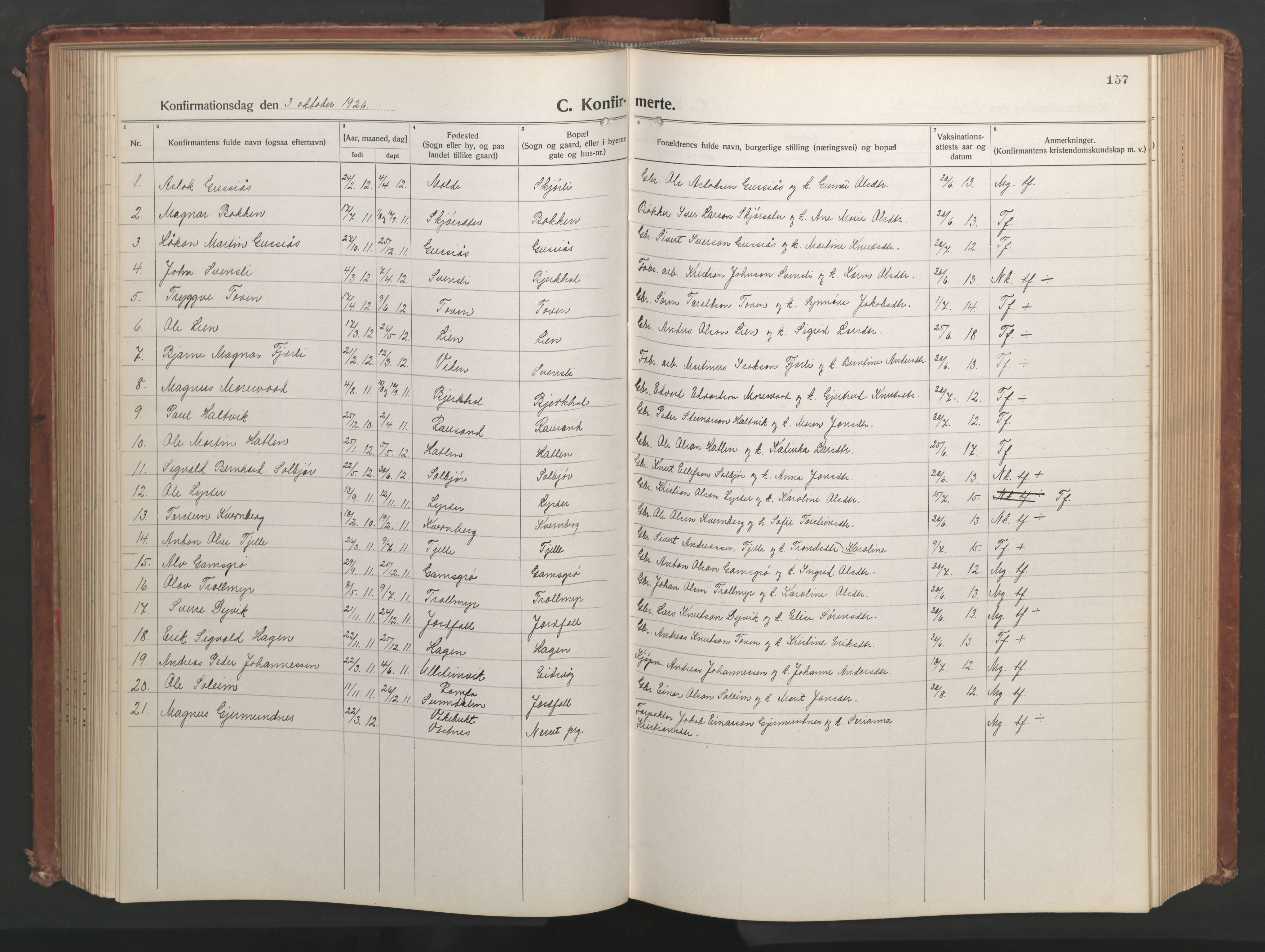 Ministerialprotokoller, klokkerbøker og fødselsregistre - Møre og Romsdal, AV/SAT-A-1454/551/L0633: Klokkerbok nr. 551C05, 1921-1961, s. 157