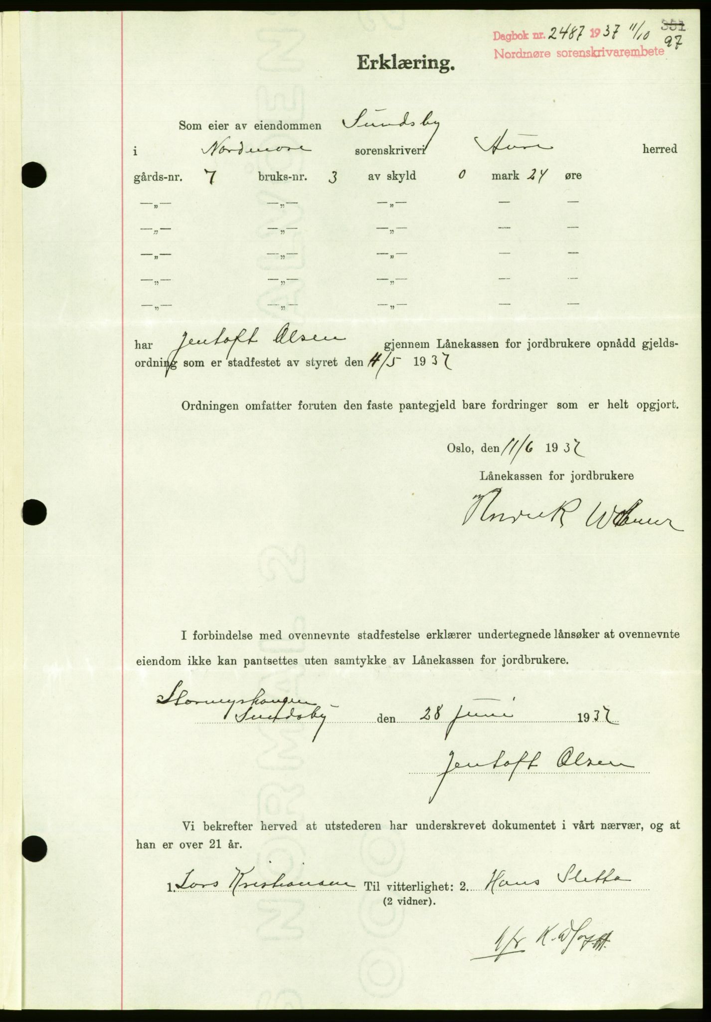 Nordmøre sorenskriveri, AV/SAT-A-4132/1/2/2Ca/L0092: Pantebok nr. B82, 1937-1938, Dagboknr: 2487/1937